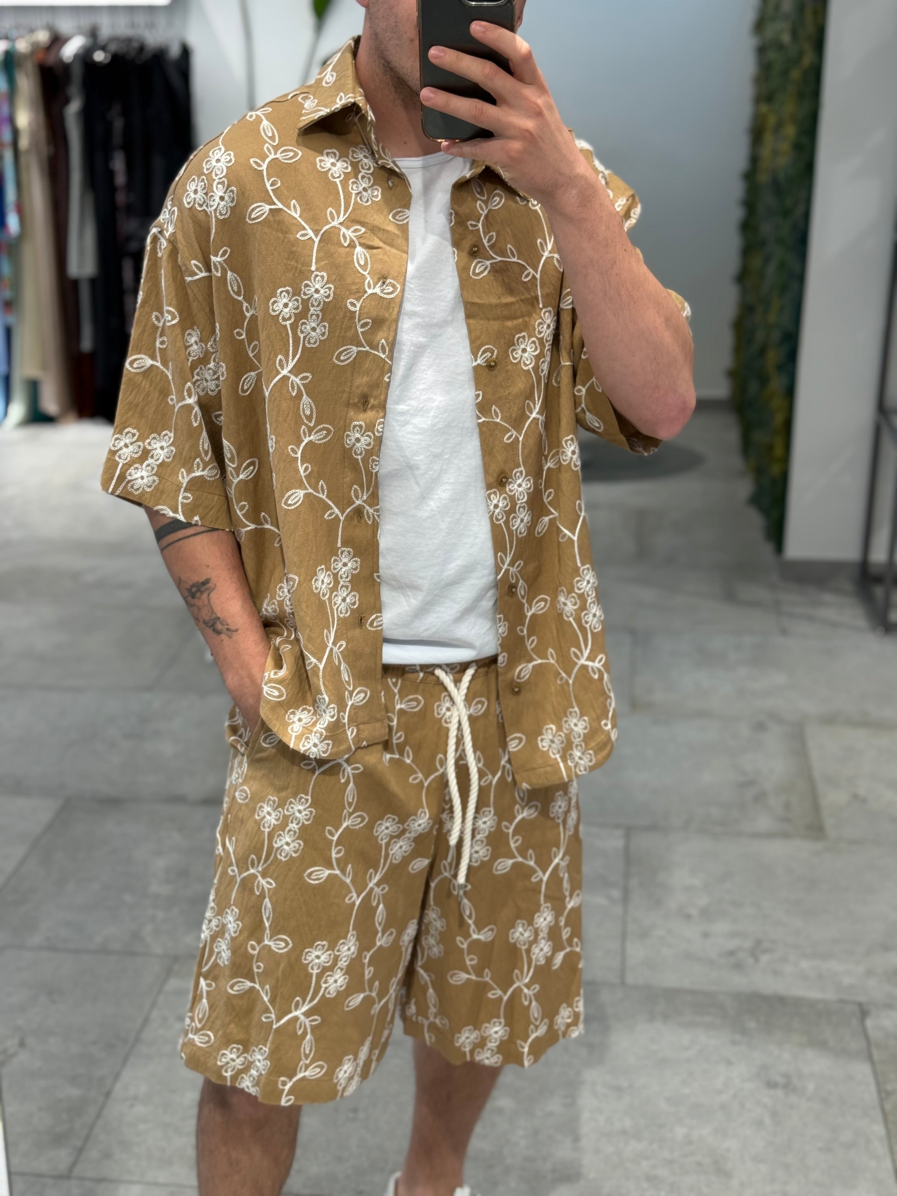 Coordinato Berna Ricamato Floreale Cammello (11986241847636)