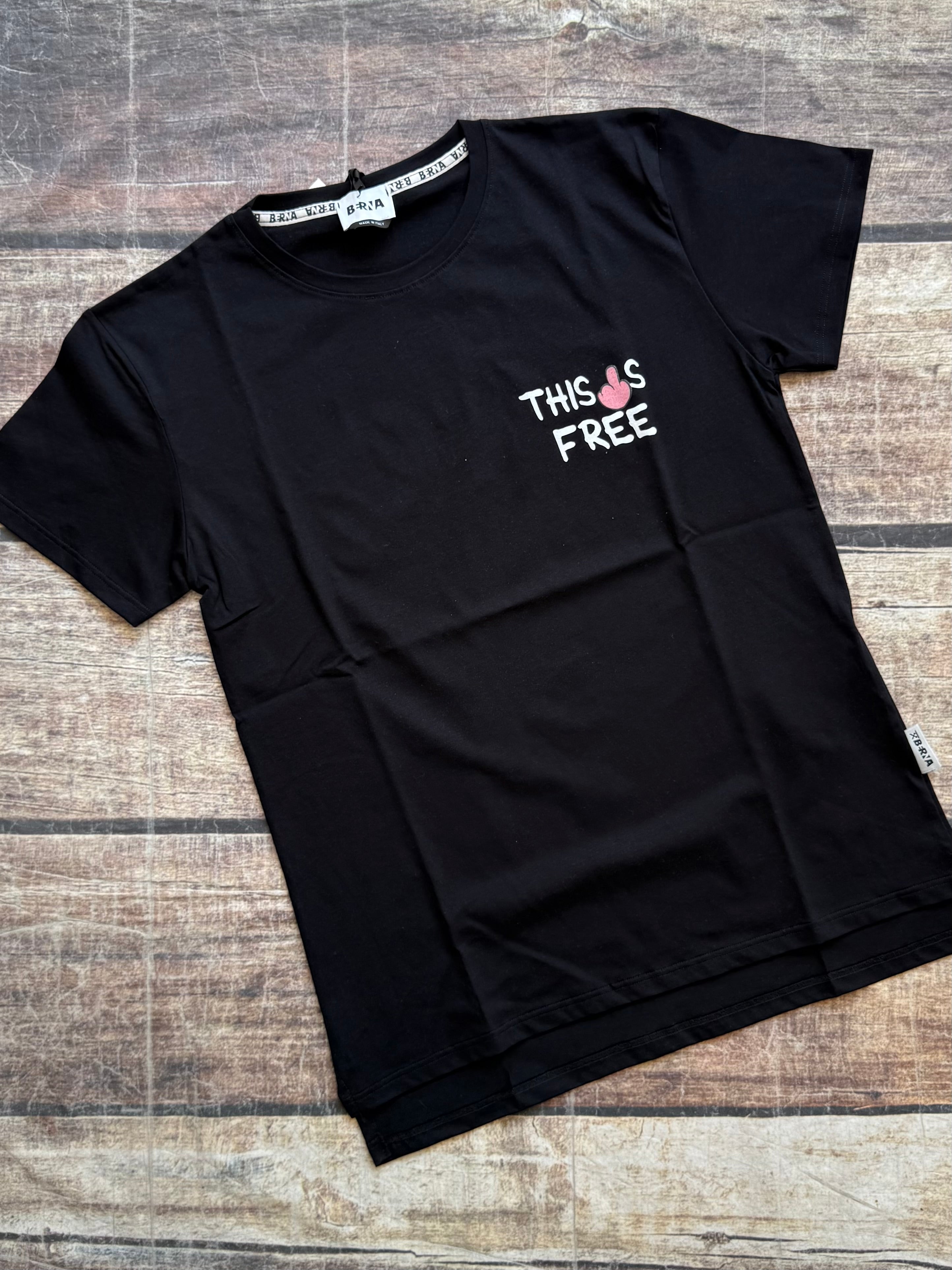 T-shirt Berna This is free Nera (11942311592276)