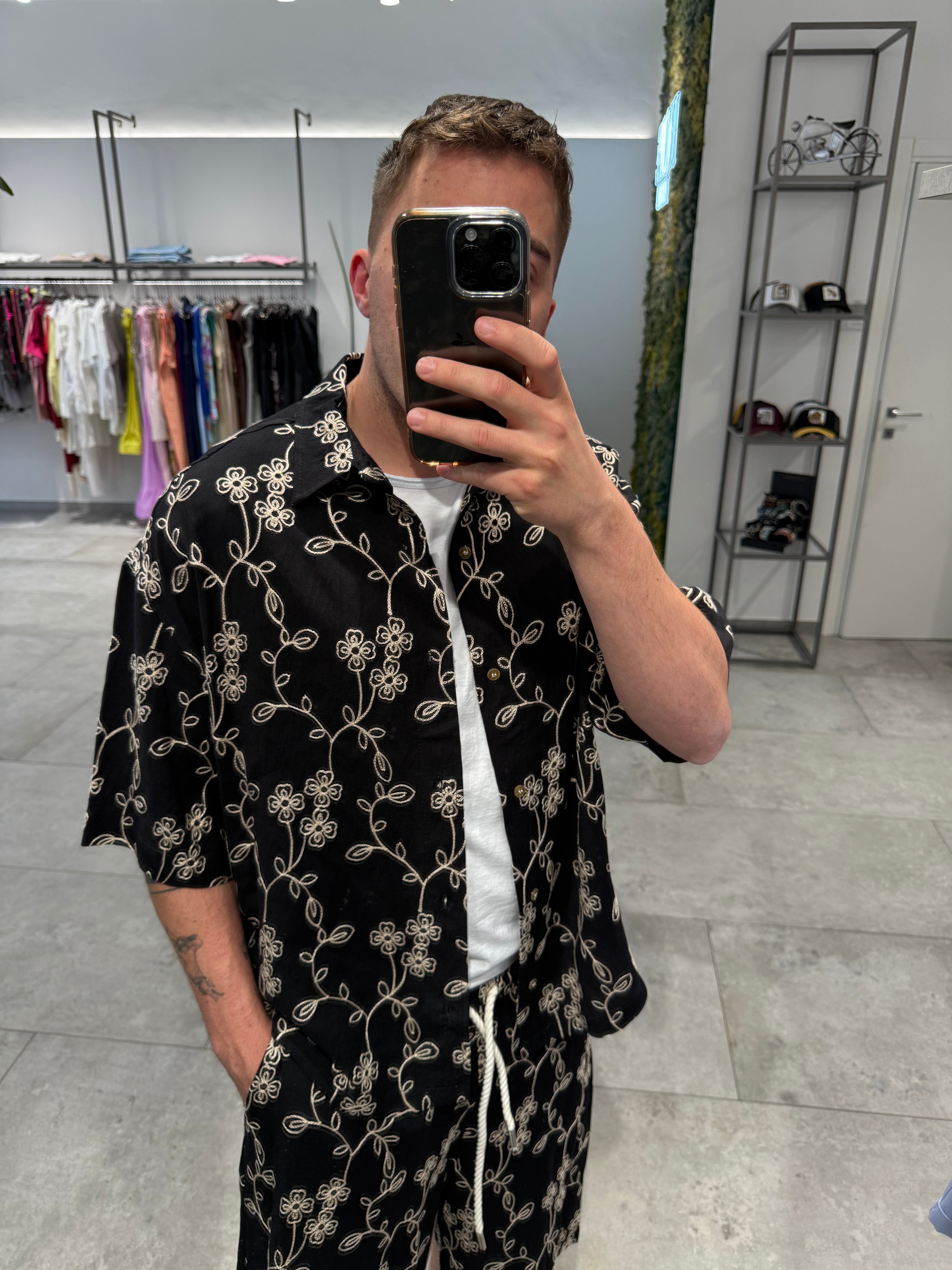 Coordinato Berna Ricamato Floreale Nero (11986236670292)