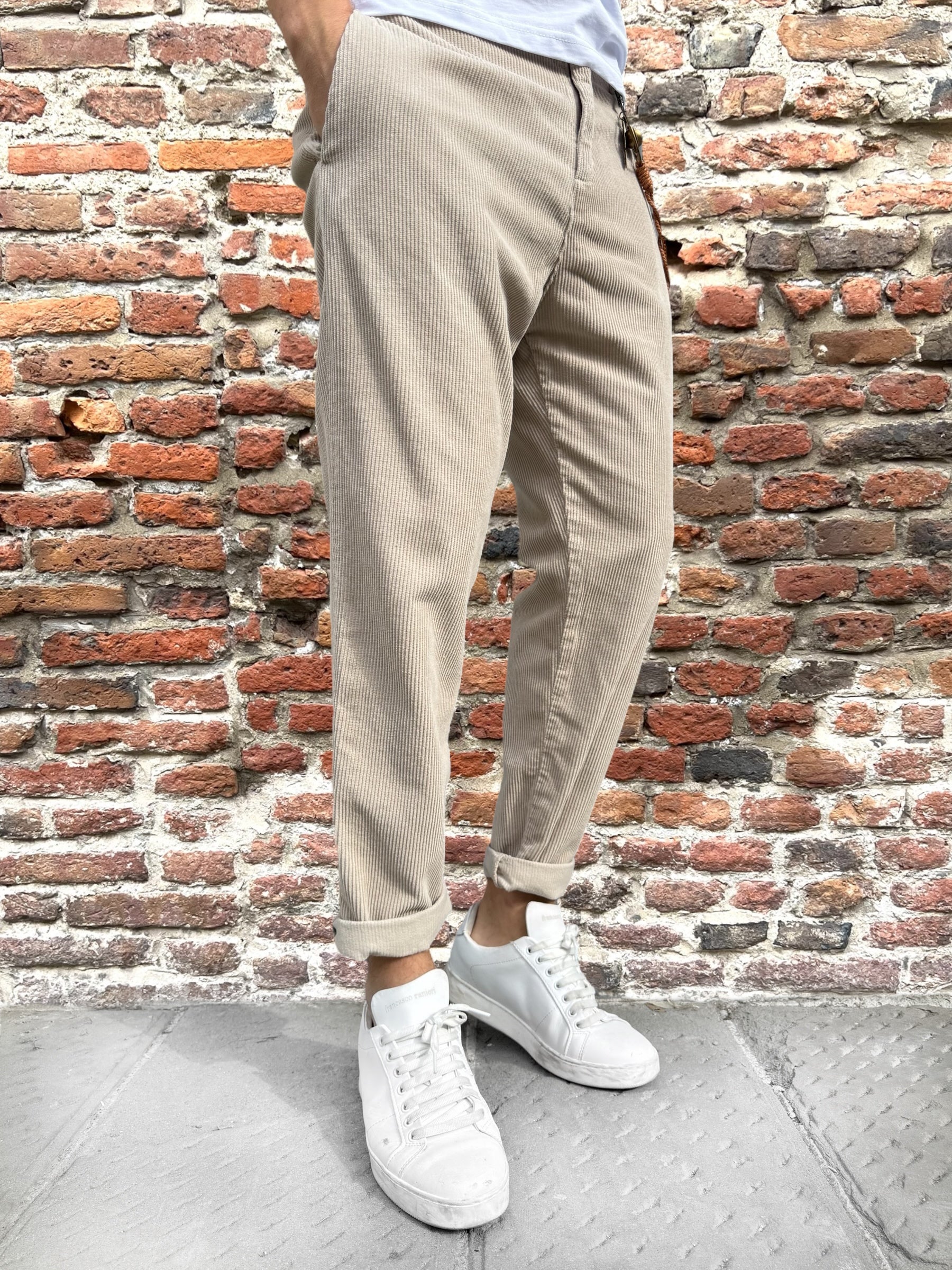 Pantalone Over-D Velluto Tapered Beige P57 (12267068162388)