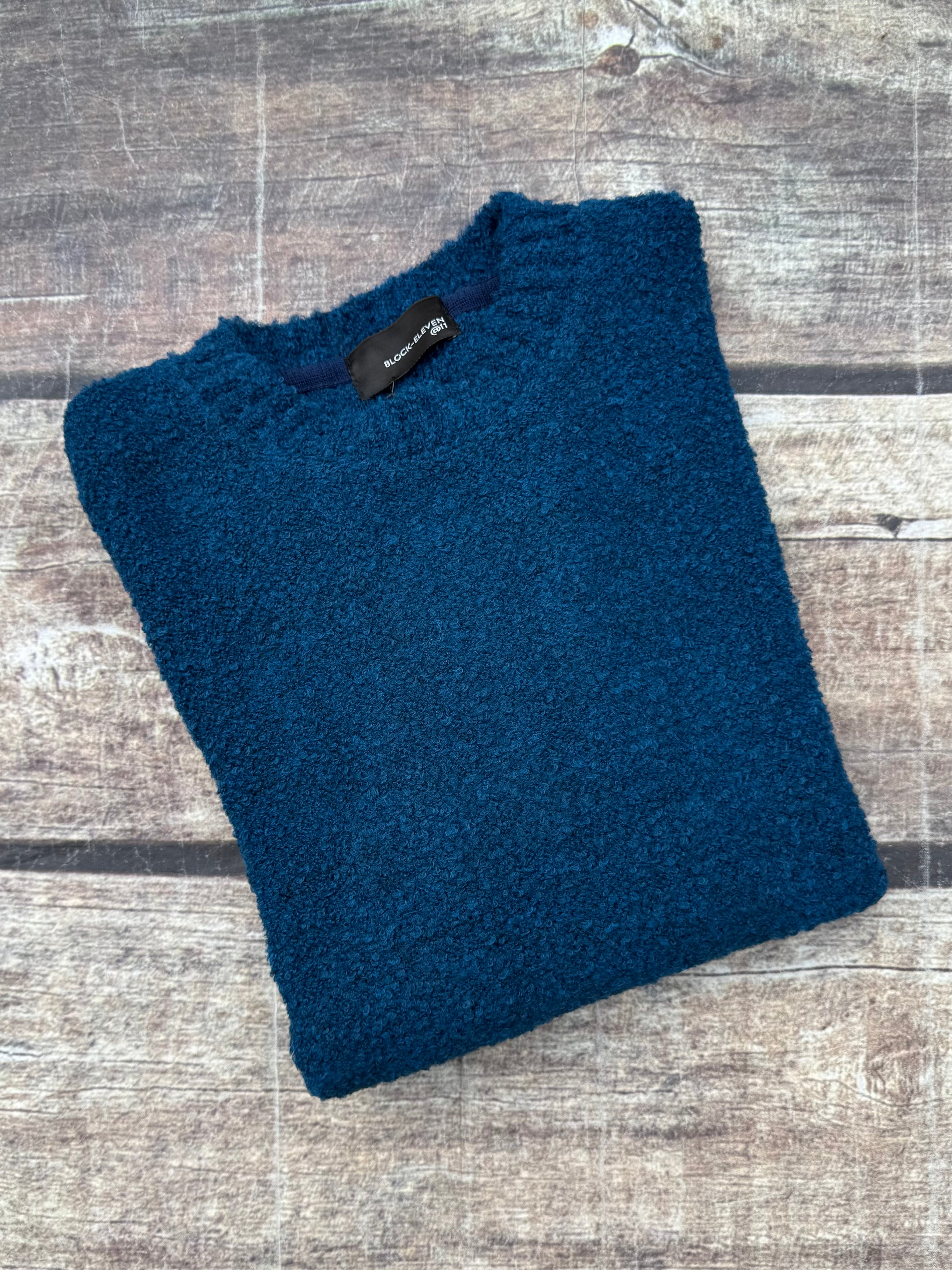 Maglione Block Eleven Bouclè Blu 13