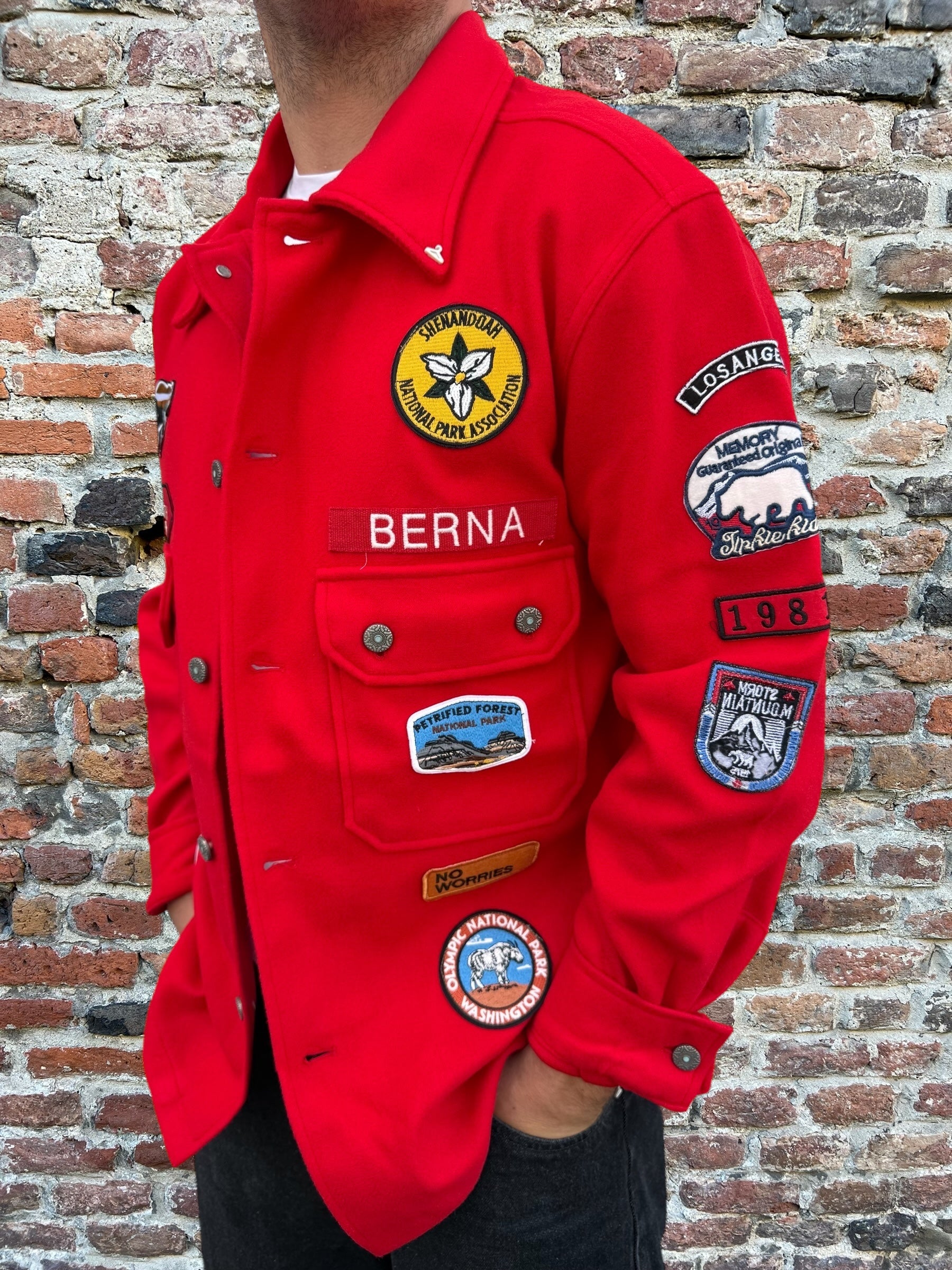 Giacchetto Berna Scout Rubino (12236324438356)
