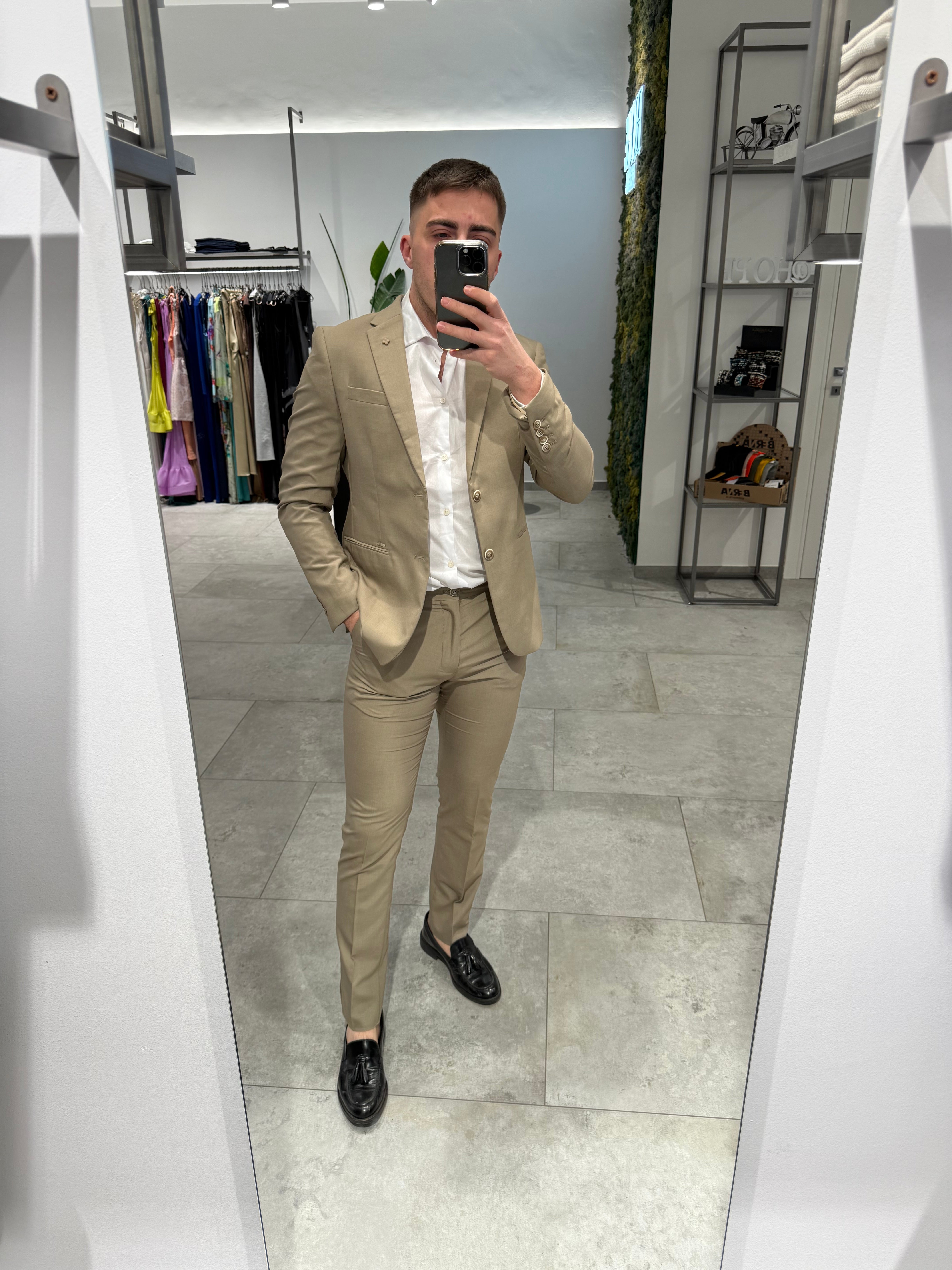 Completo Gianni Lupo Travis Cammello (11937648476500)
