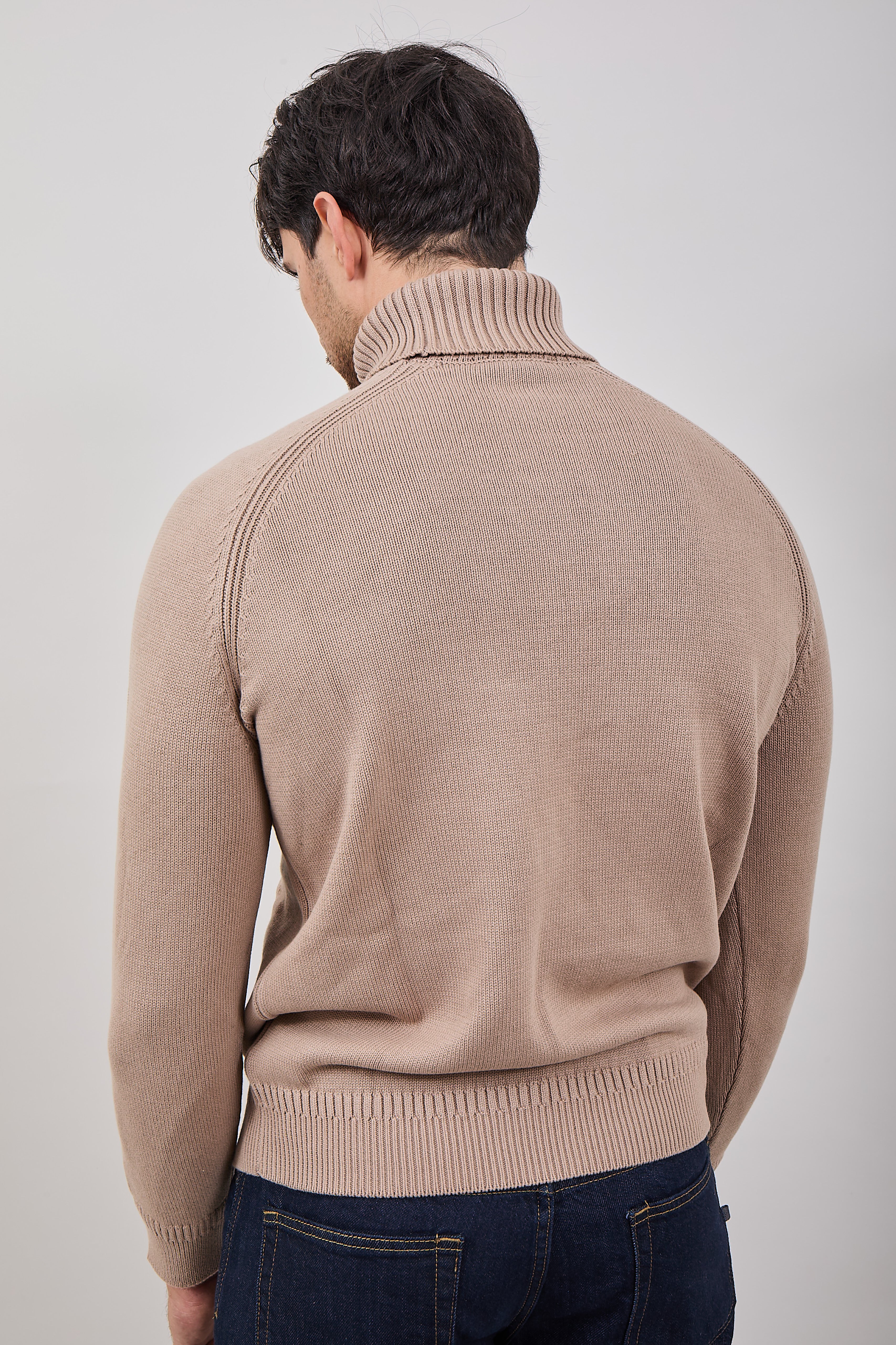 Dolcevita Diktat Beige