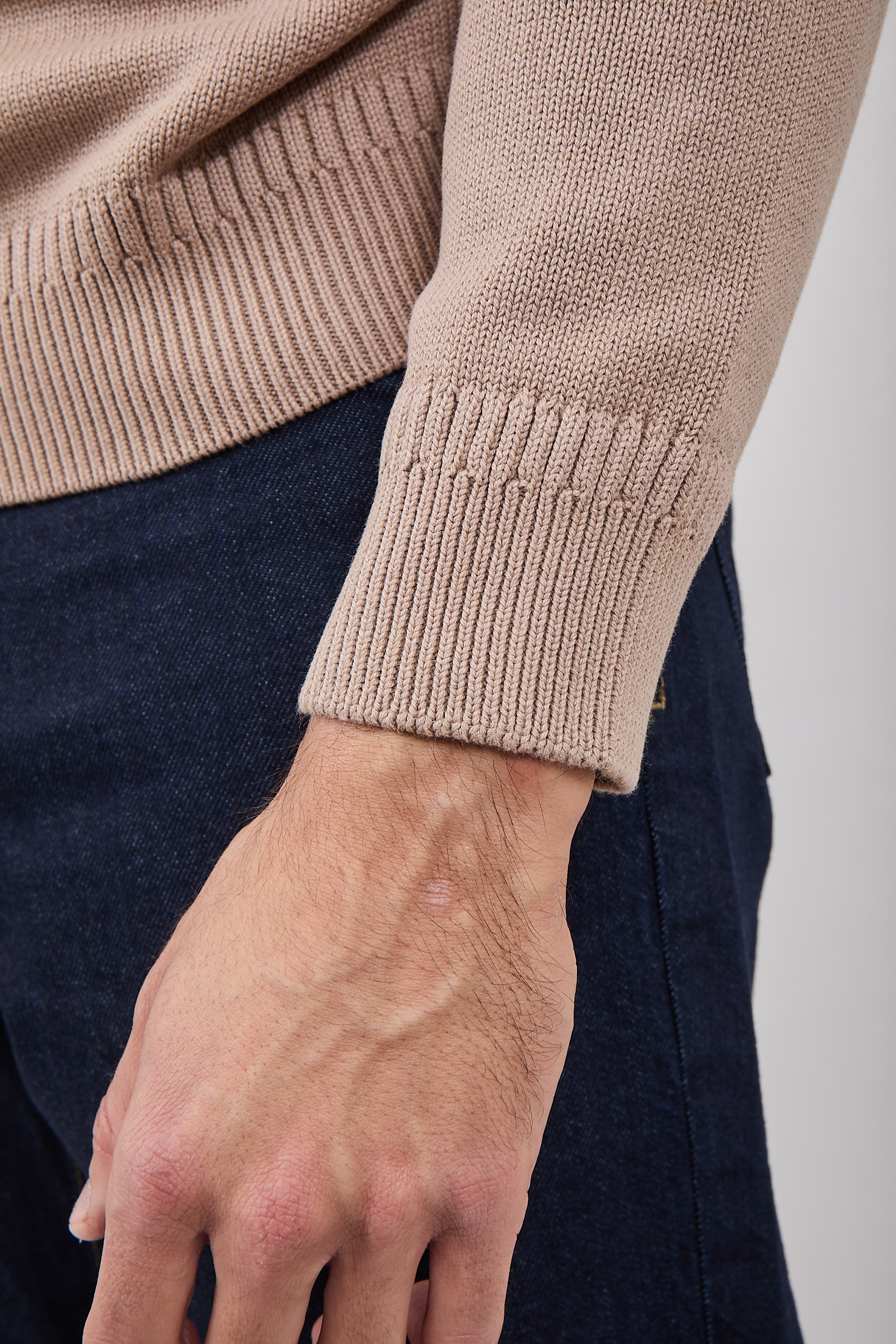 Dolcevita Diktat Beige