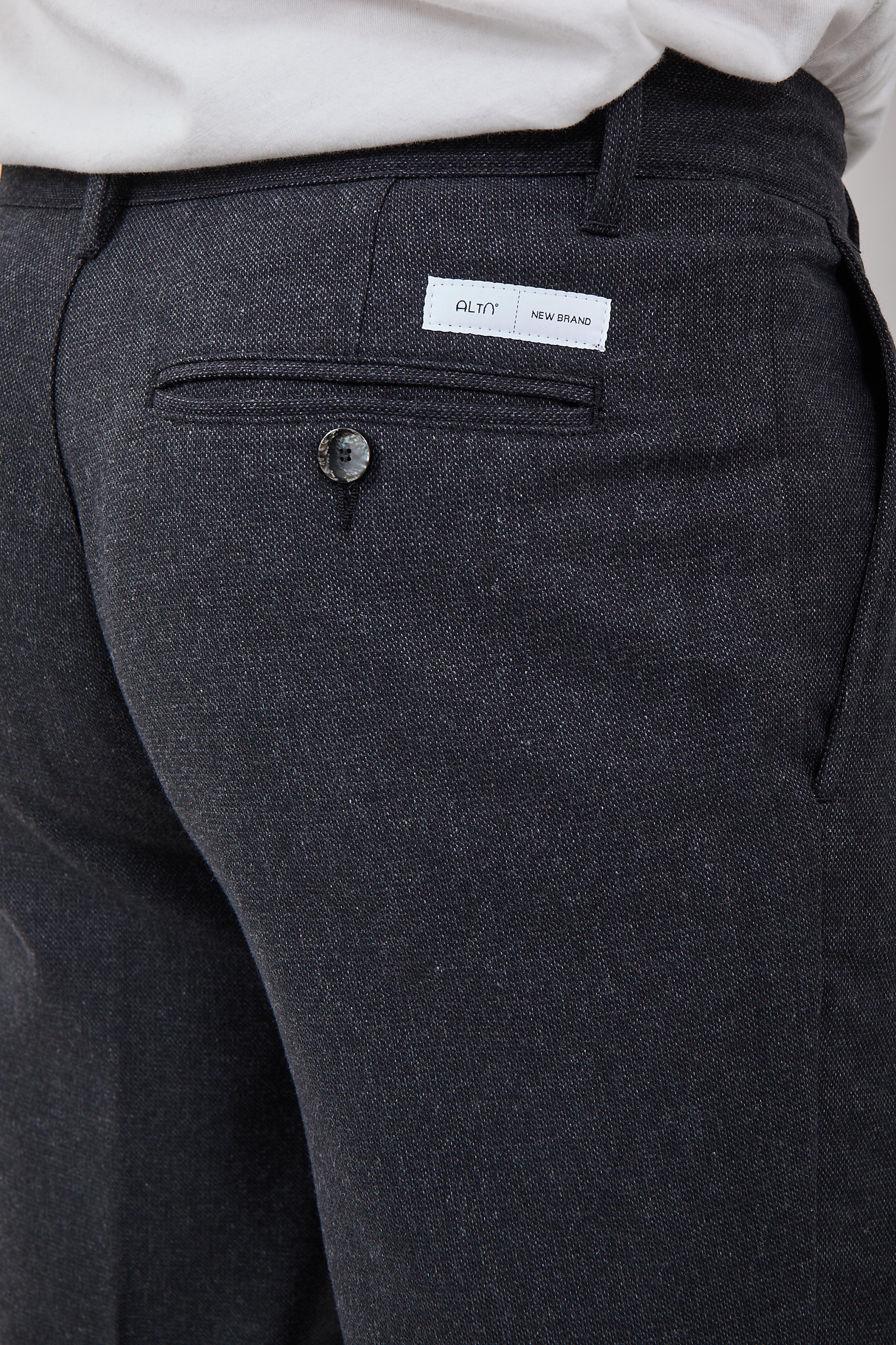 Pantalone Alta Tensione Logico