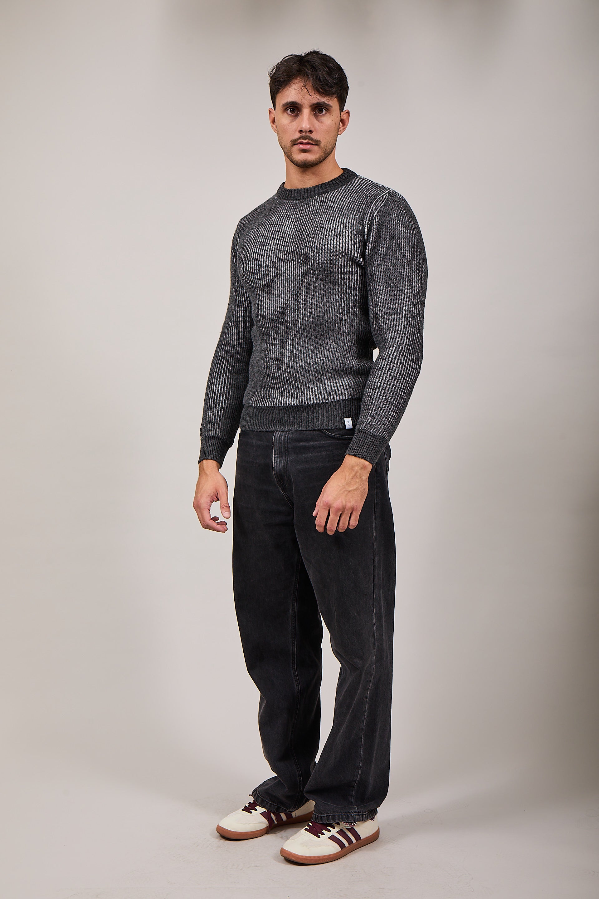 Maglione Alta Tensione Nero 549