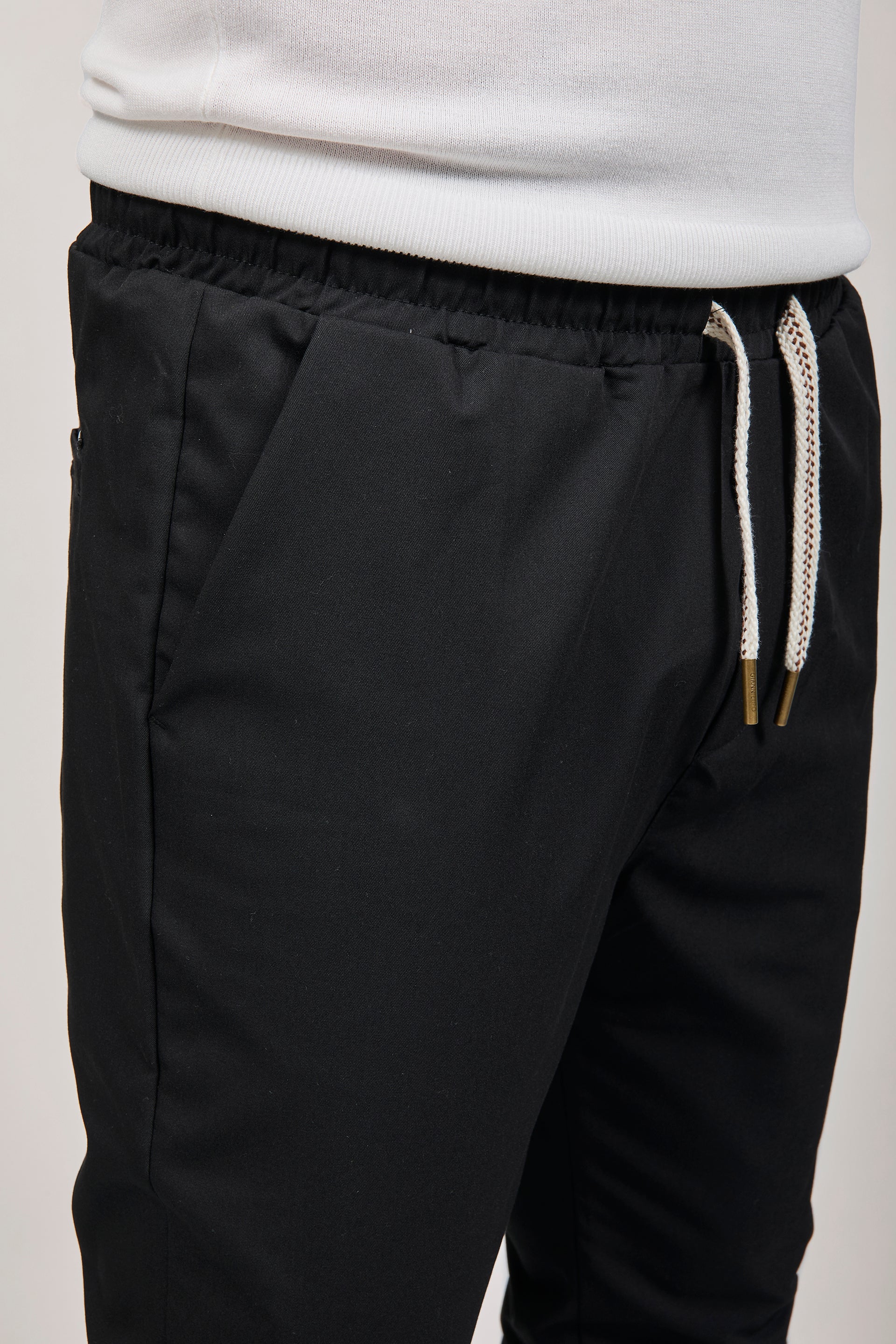 Pantalaccio Gianni Lupo Nero 003