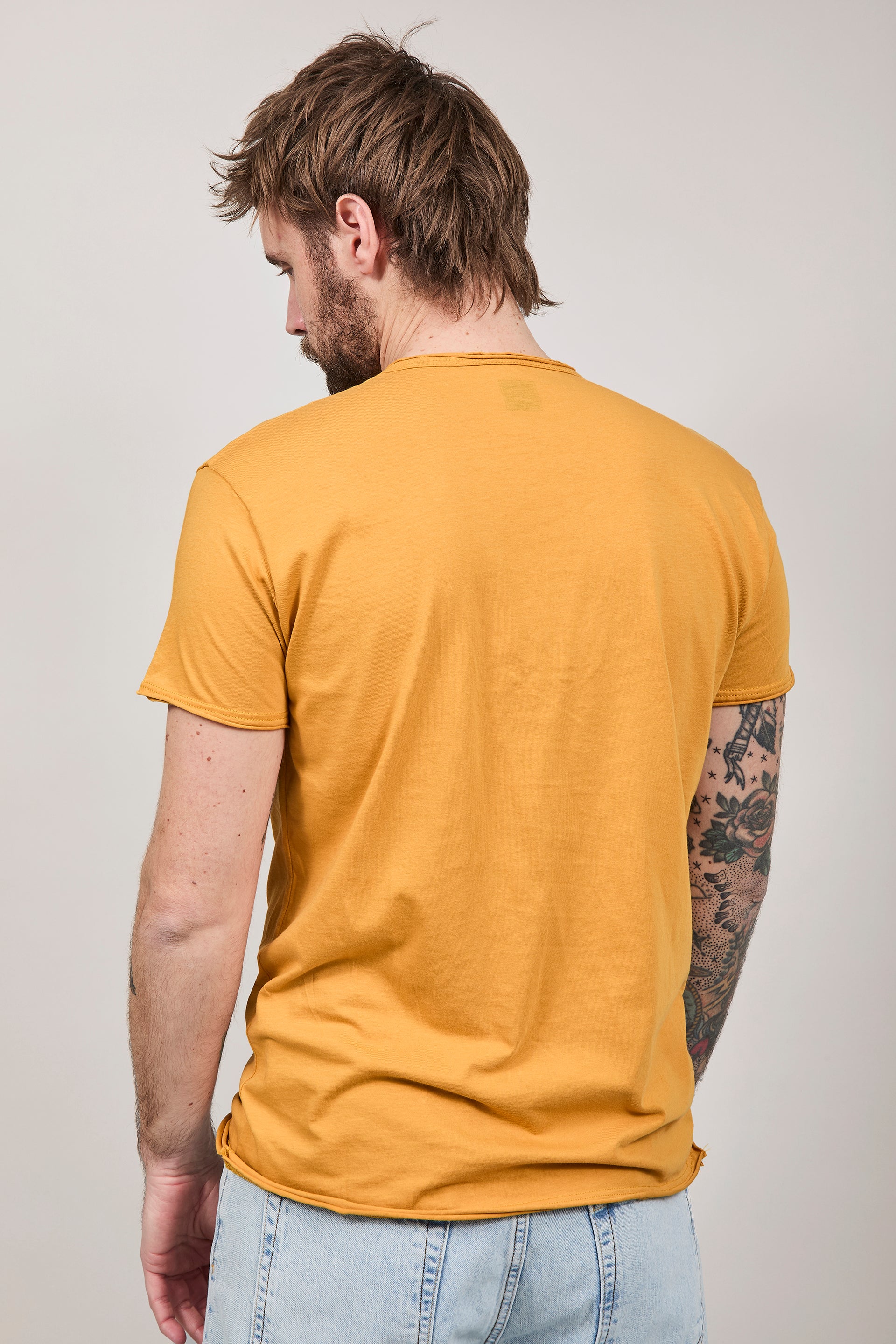 T-shirt basica Block Eleven Senape