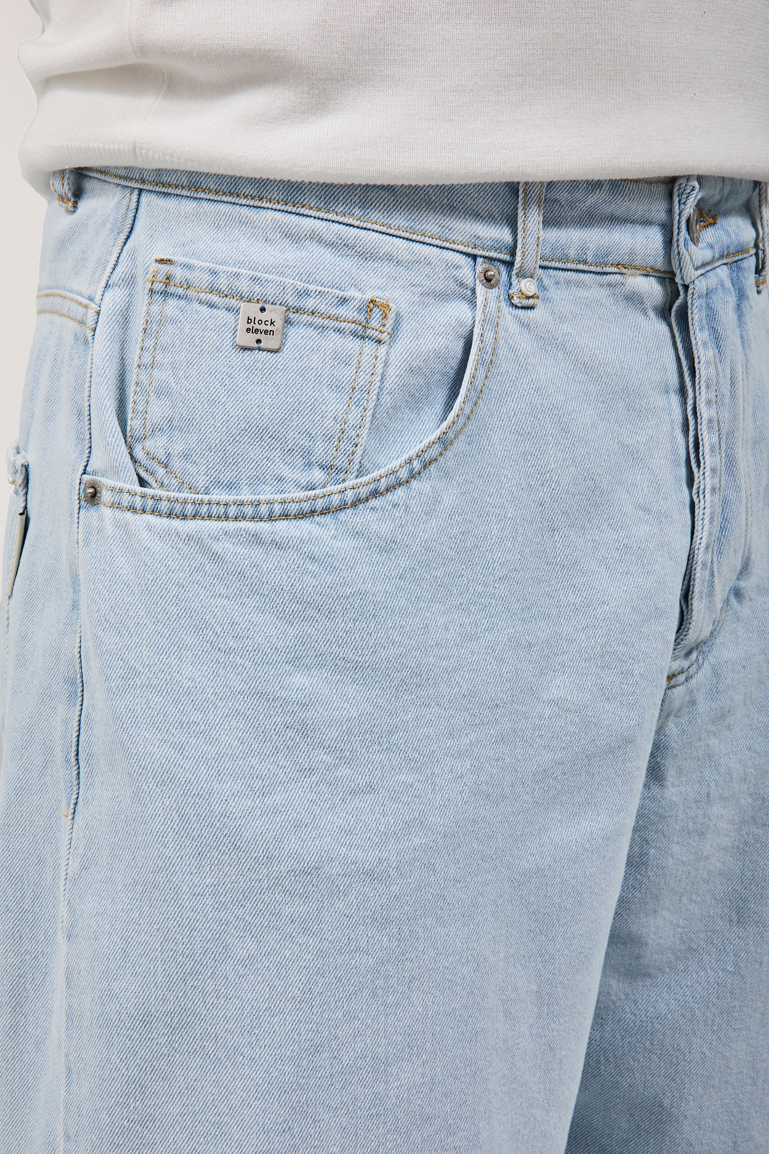 Jeans Block Eleven Baloon Blitch