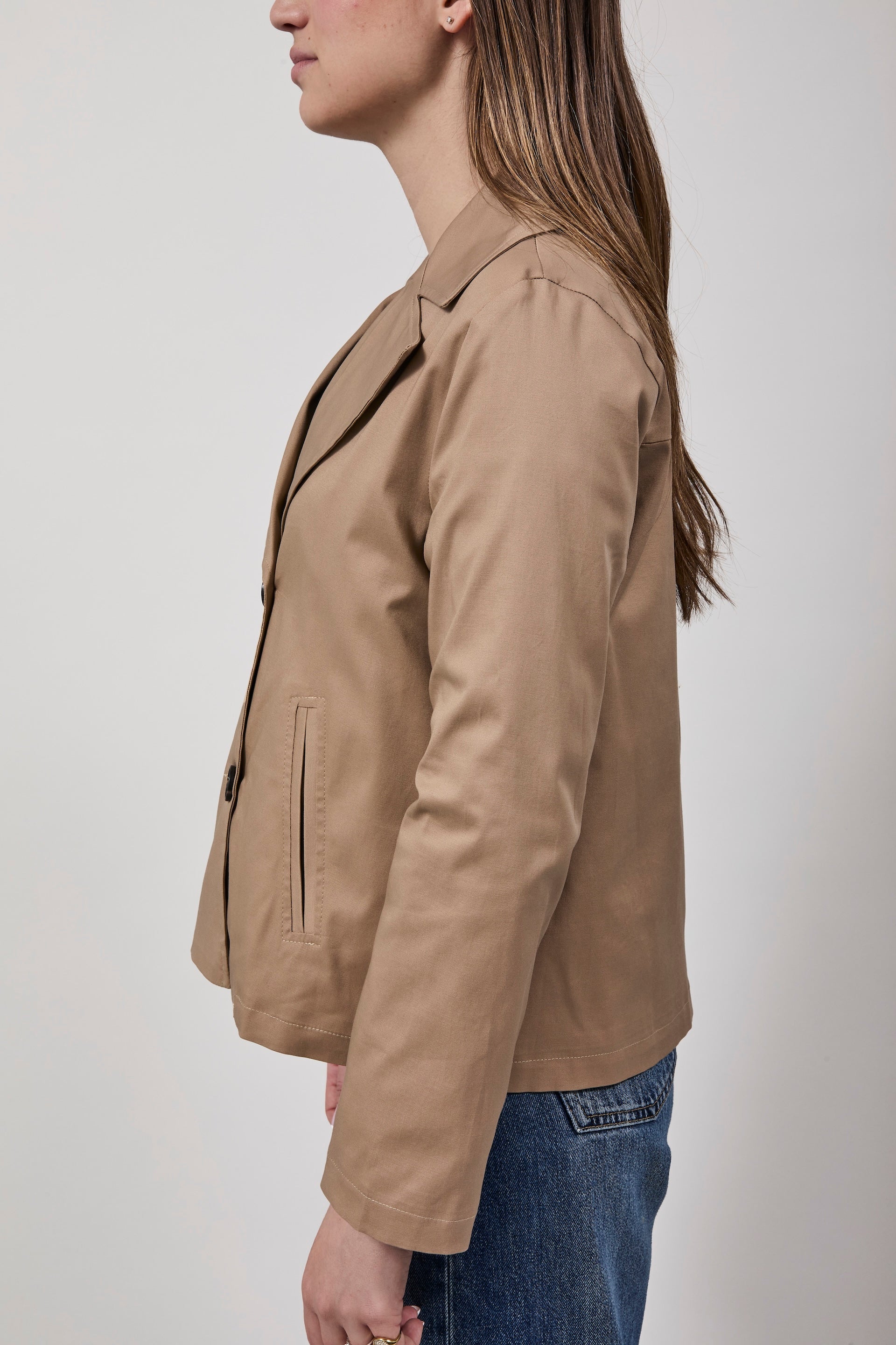 Trench Lokita Corto