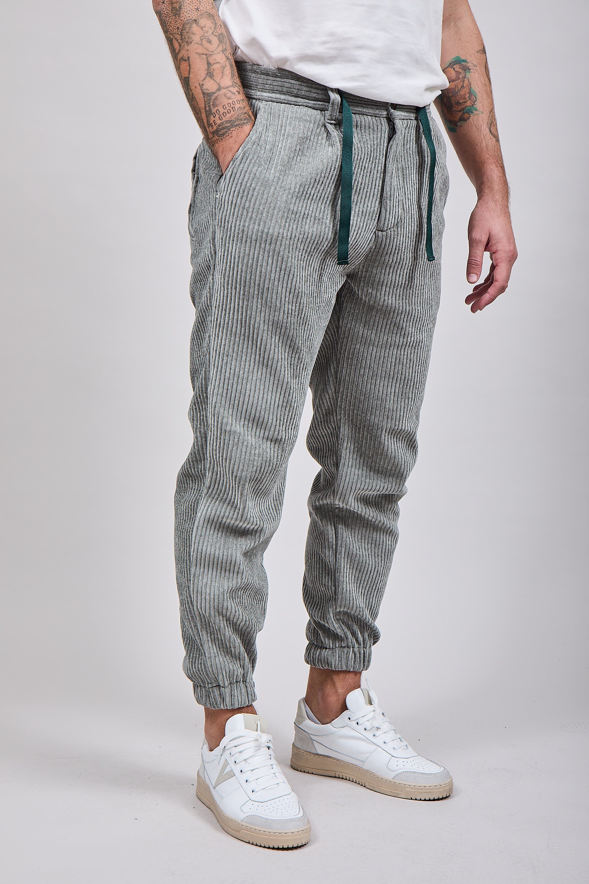 Pantalone velluto Berna polsino 117 Verde
