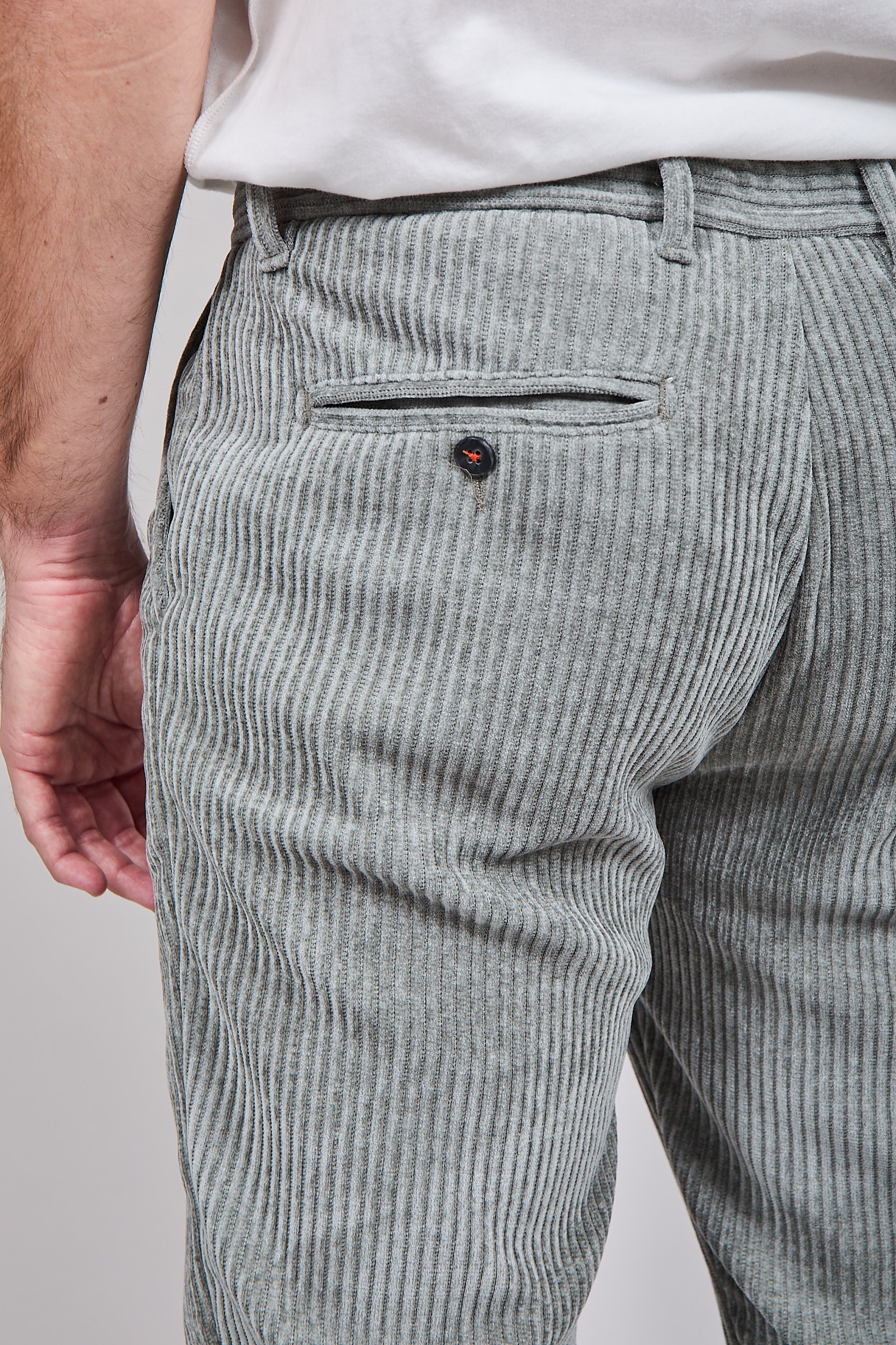 Pantalone velluto Berna polsino 117 Verde