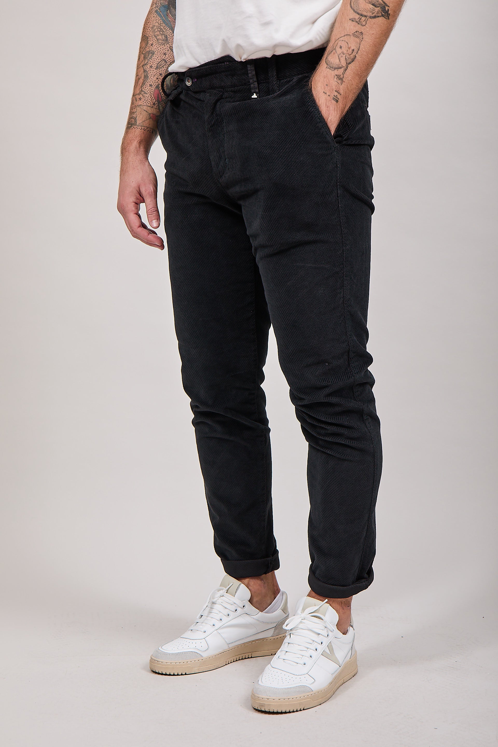 Pantalone velluto Berna chinos 118 Nero