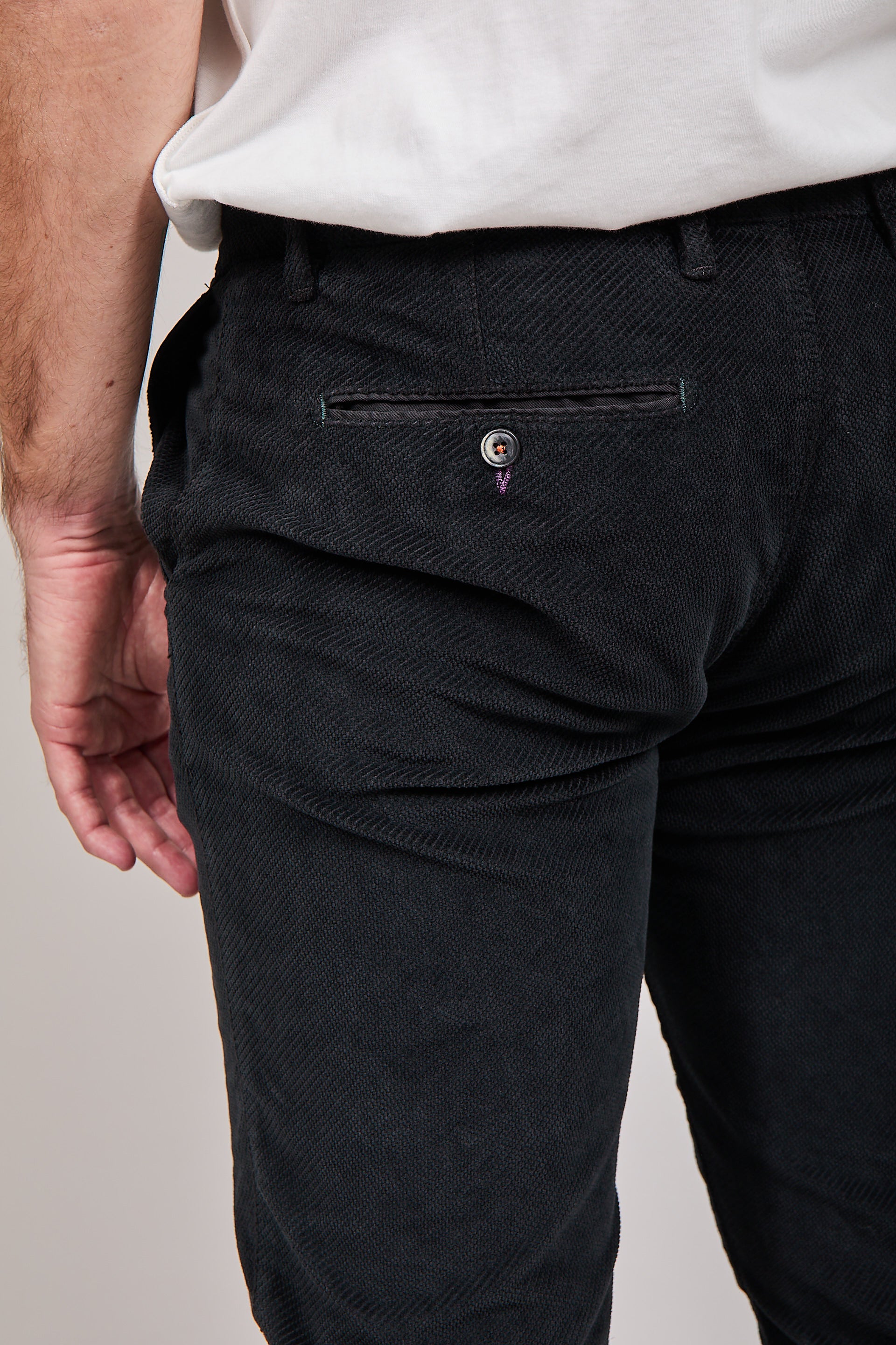 Pantalone velluto Berna chinos 118 Nero