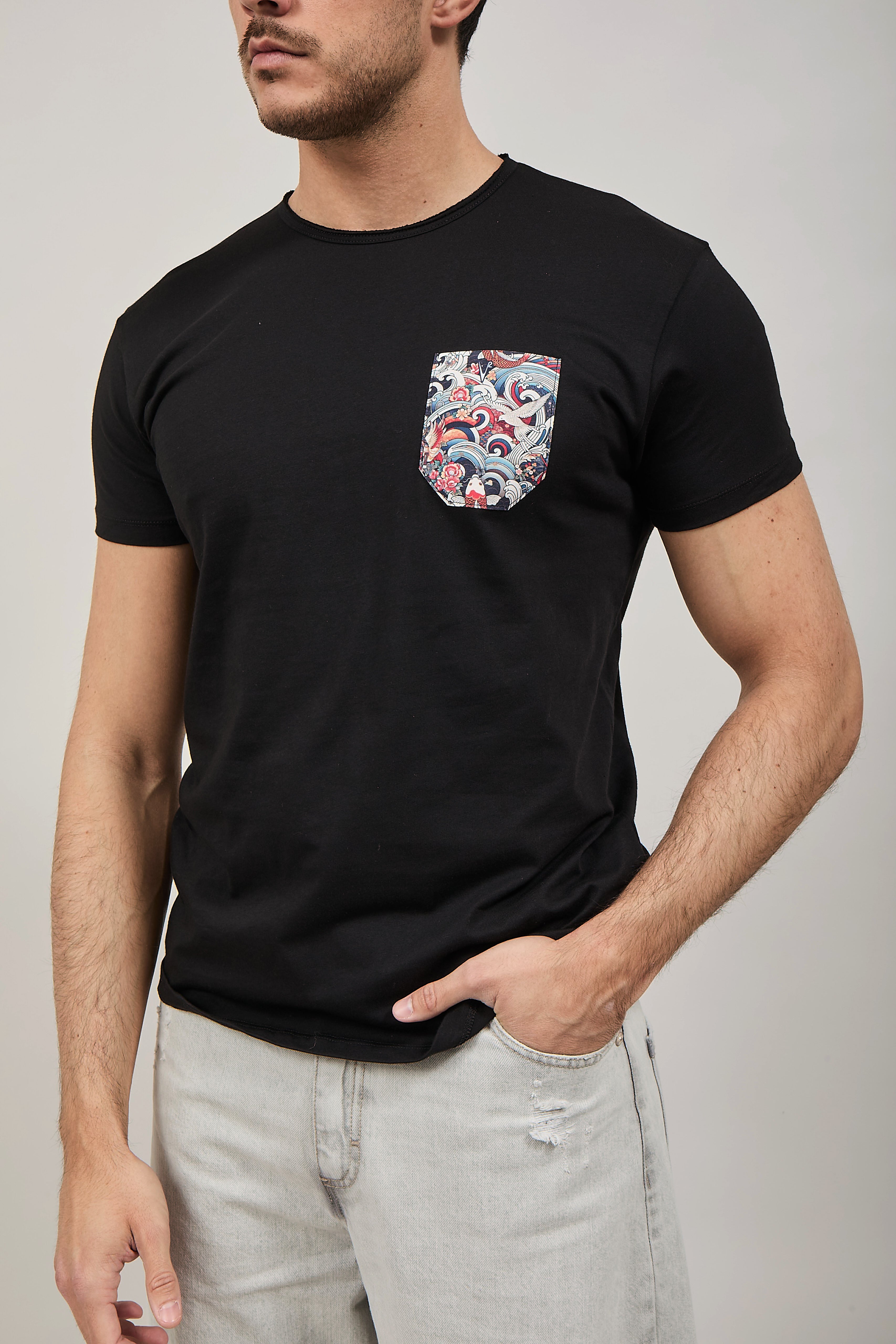 T-shirt V2 Taschino Nera N1