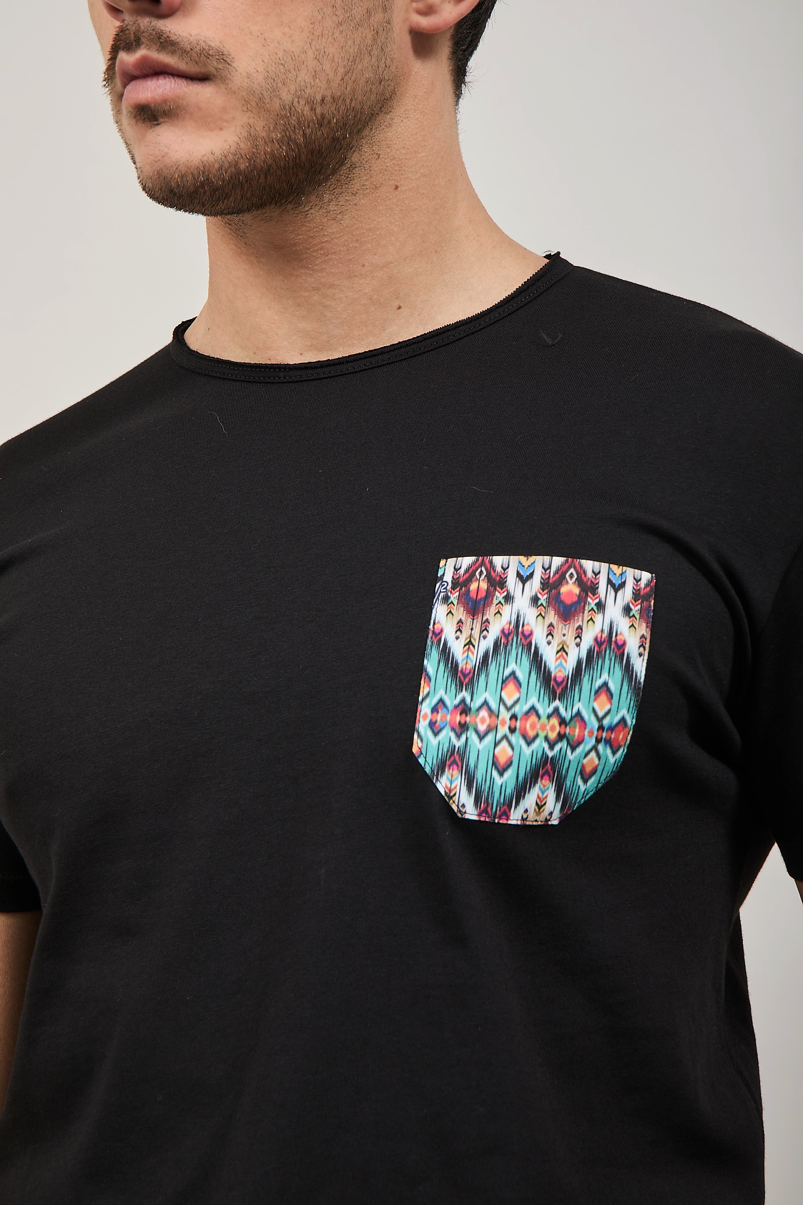 T-shirt V2 Taschino Nera N2