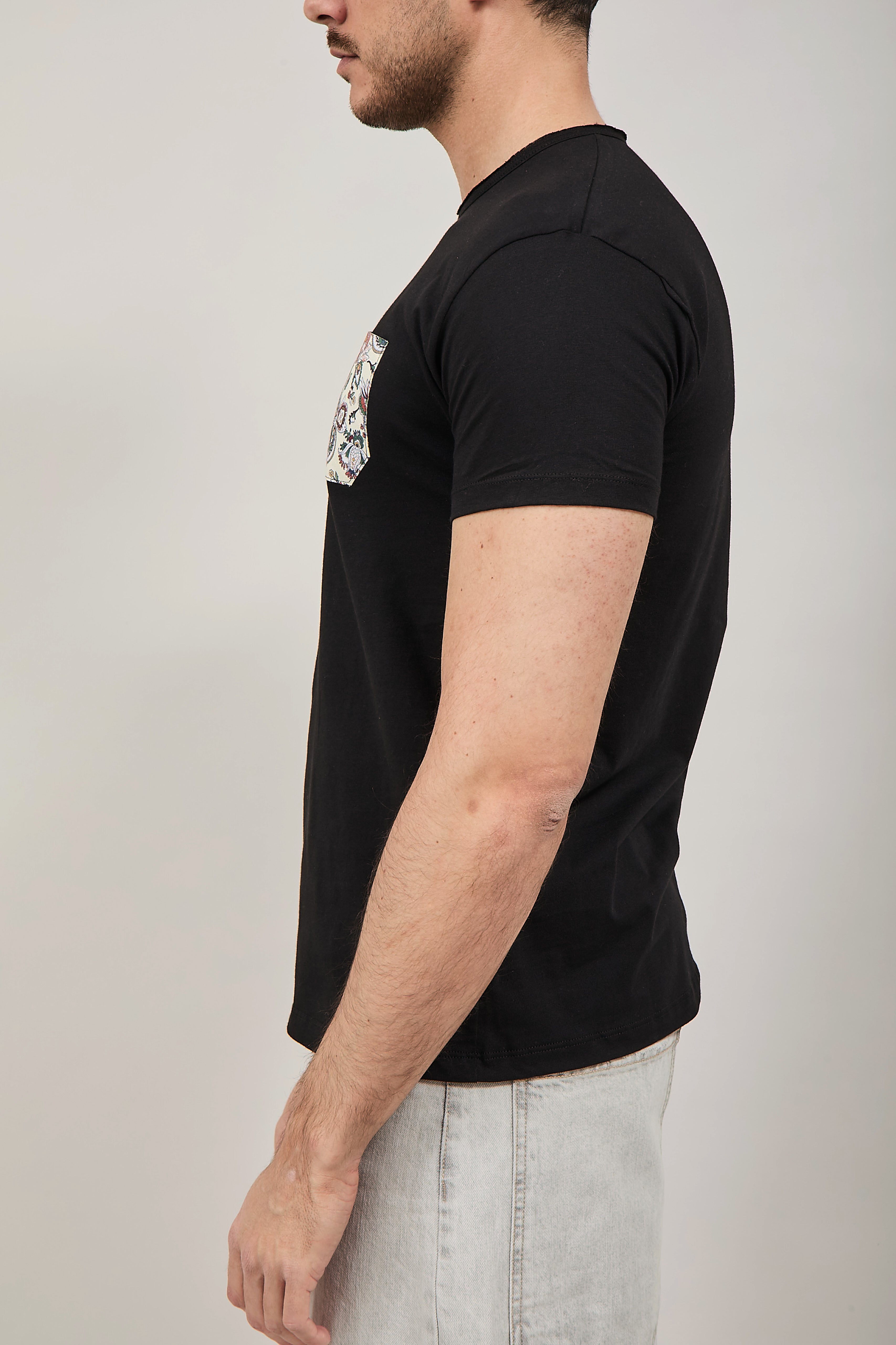 T-shirt V2 Taschino Nera N4