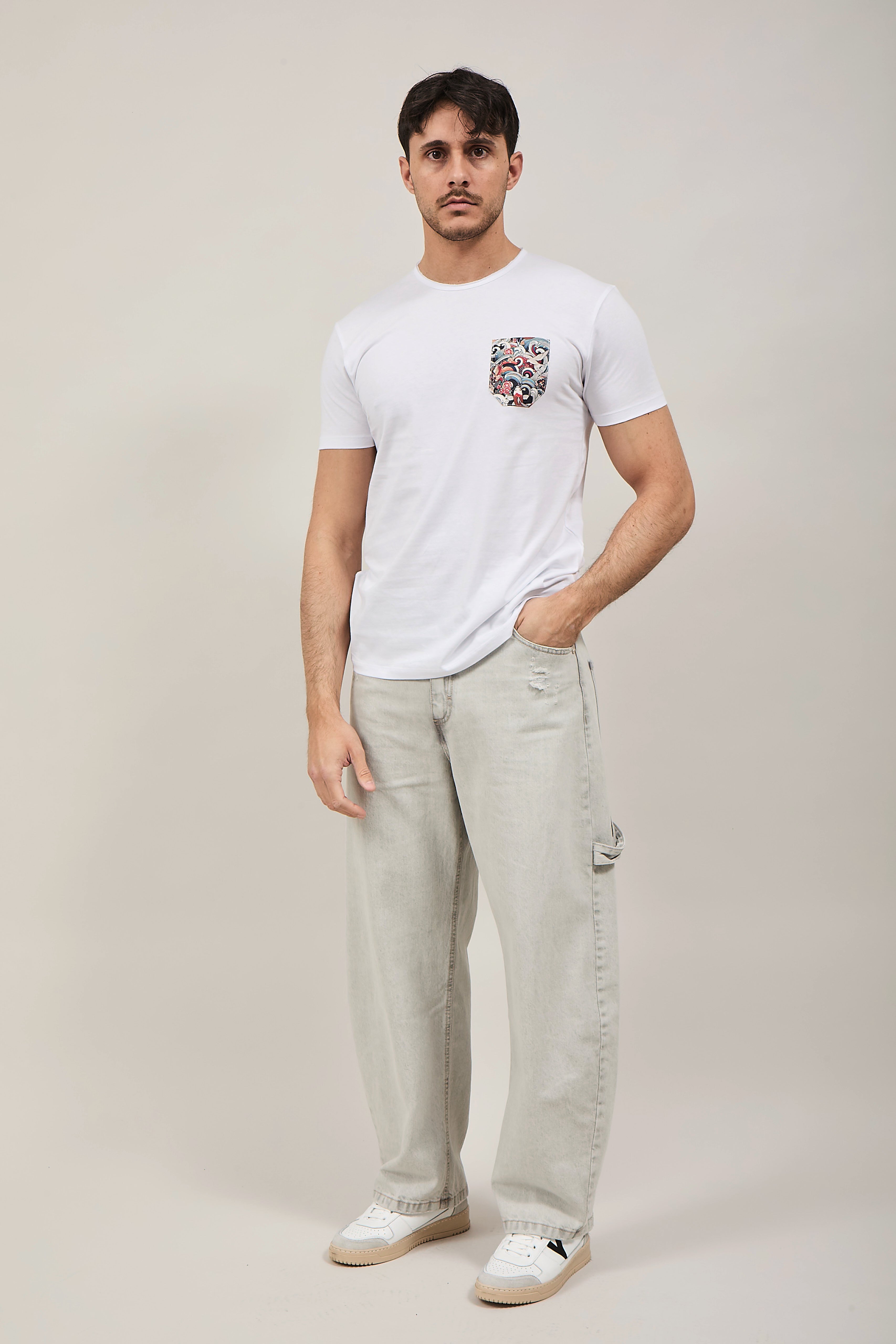 T-shirt V2 Taschino Bianca B1