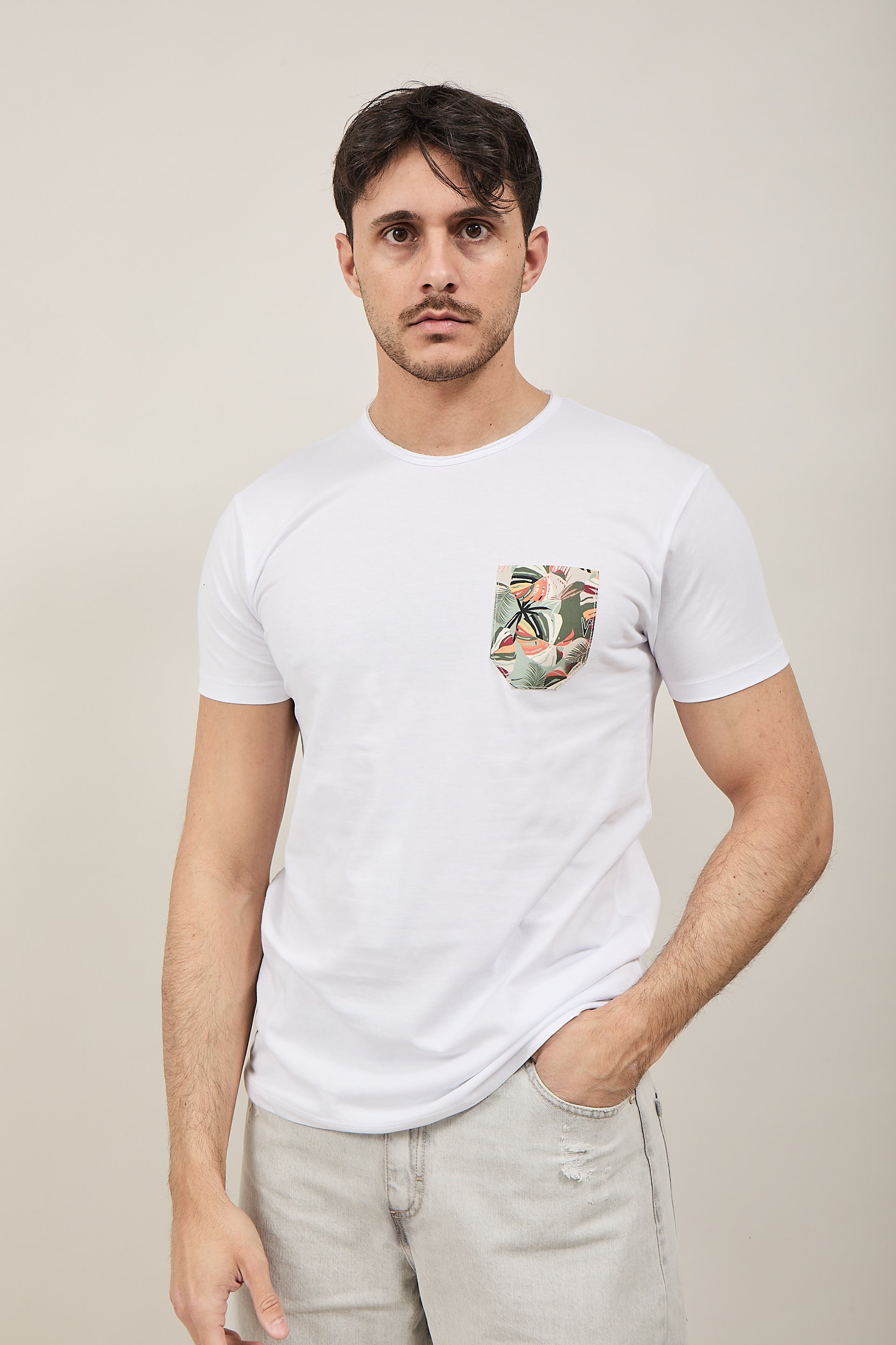 T-shirt V2 Taschino Bianca B7