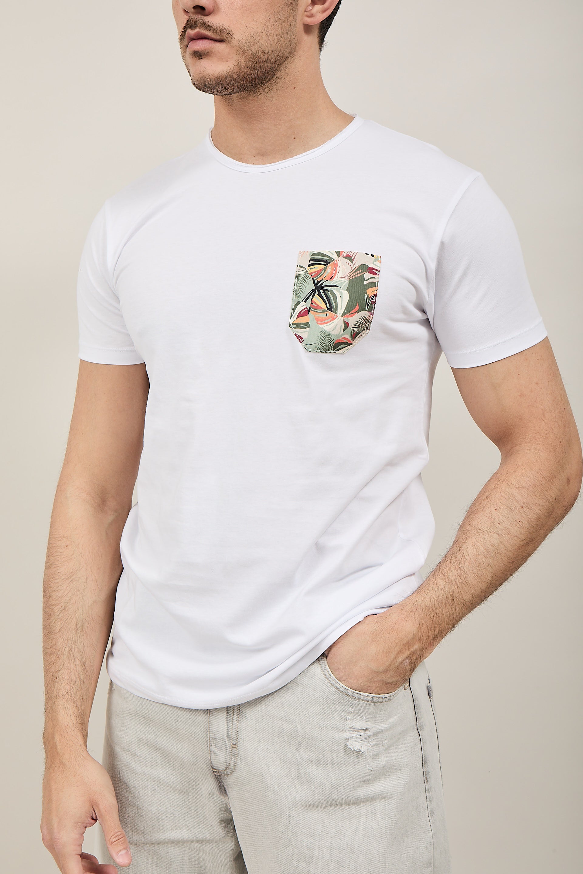 T-shirt V2 Taschino Bianca B7