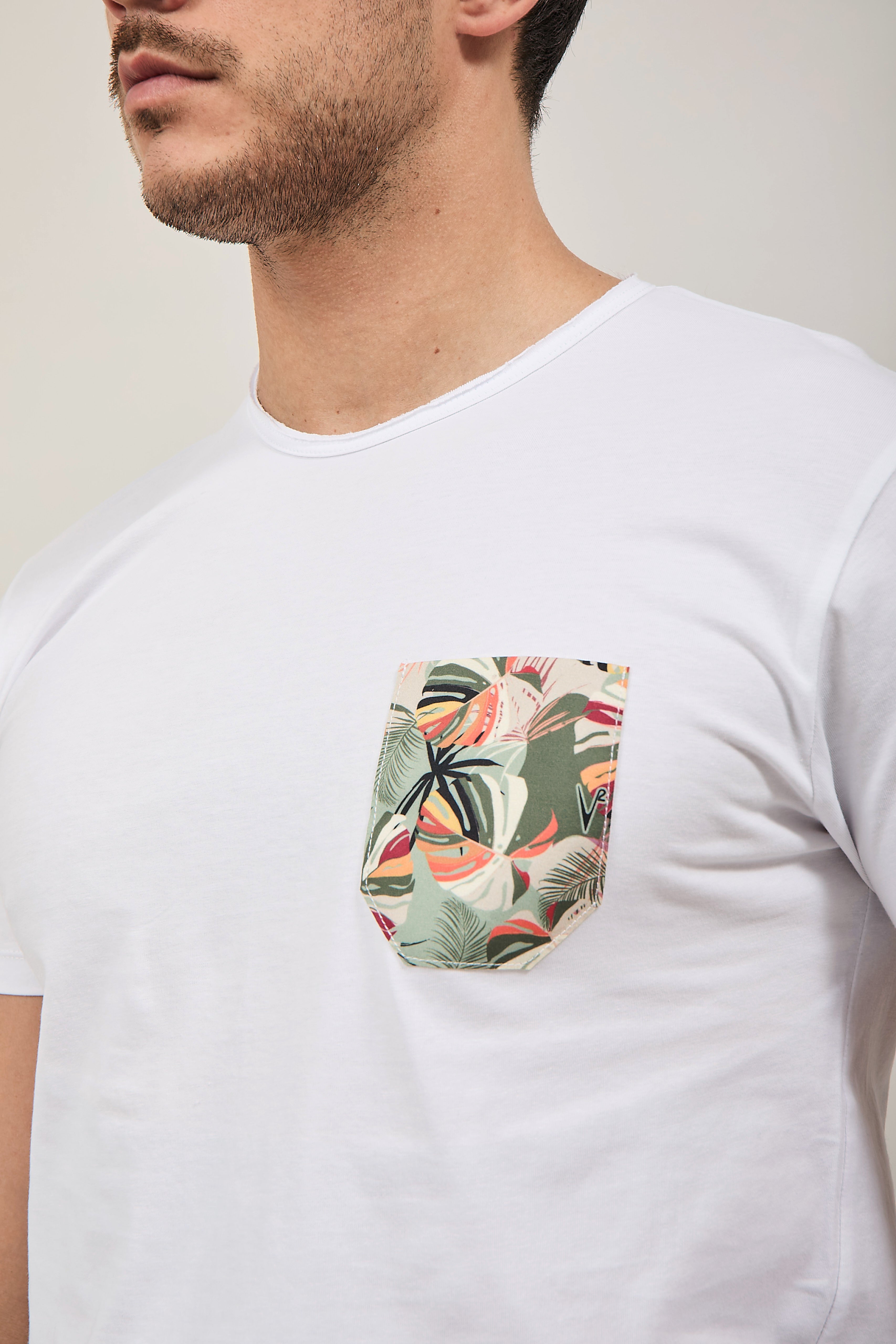 T-shirt V2 Taschino Bianca B7