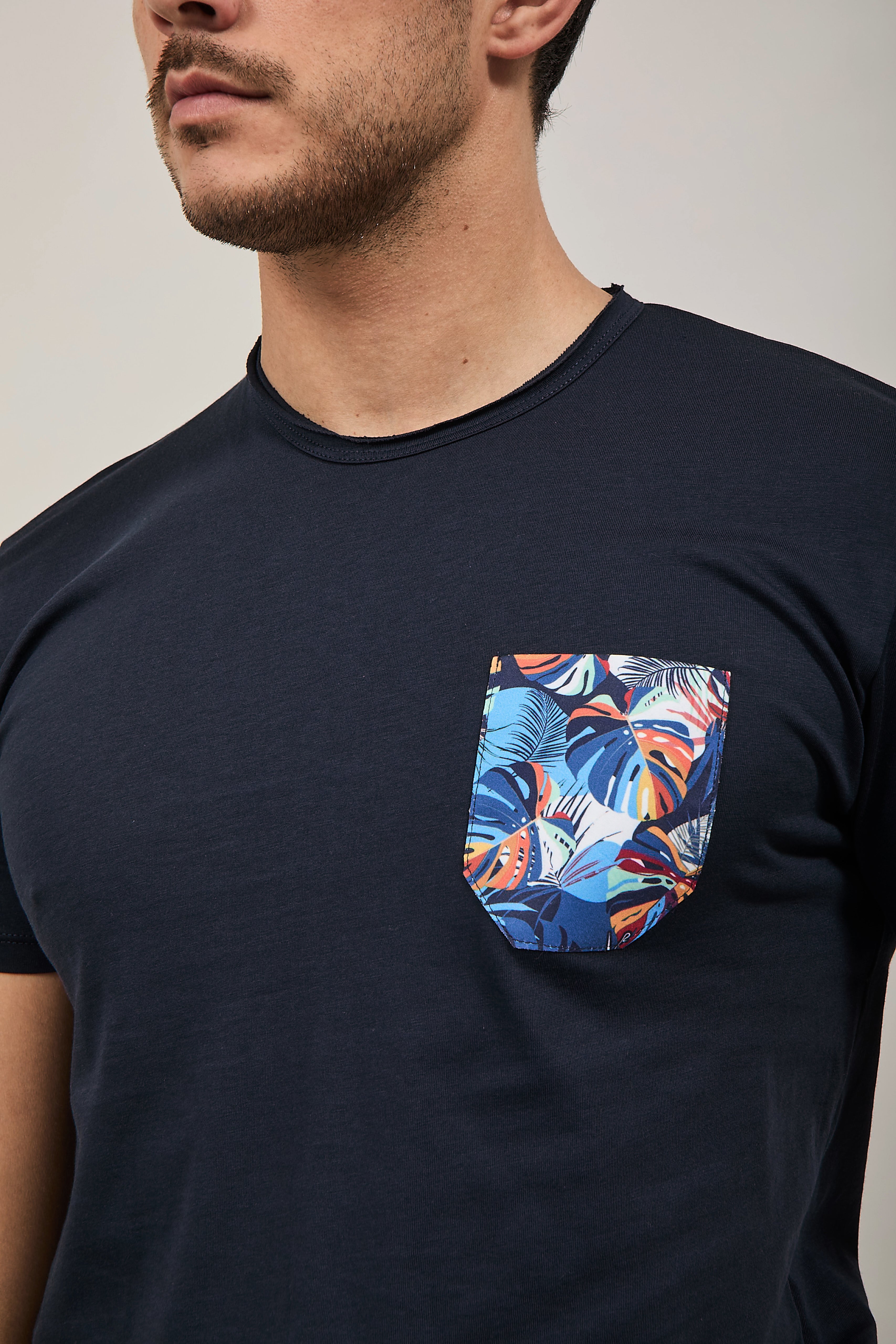 T-shirt V2 Taschino Blu BL7