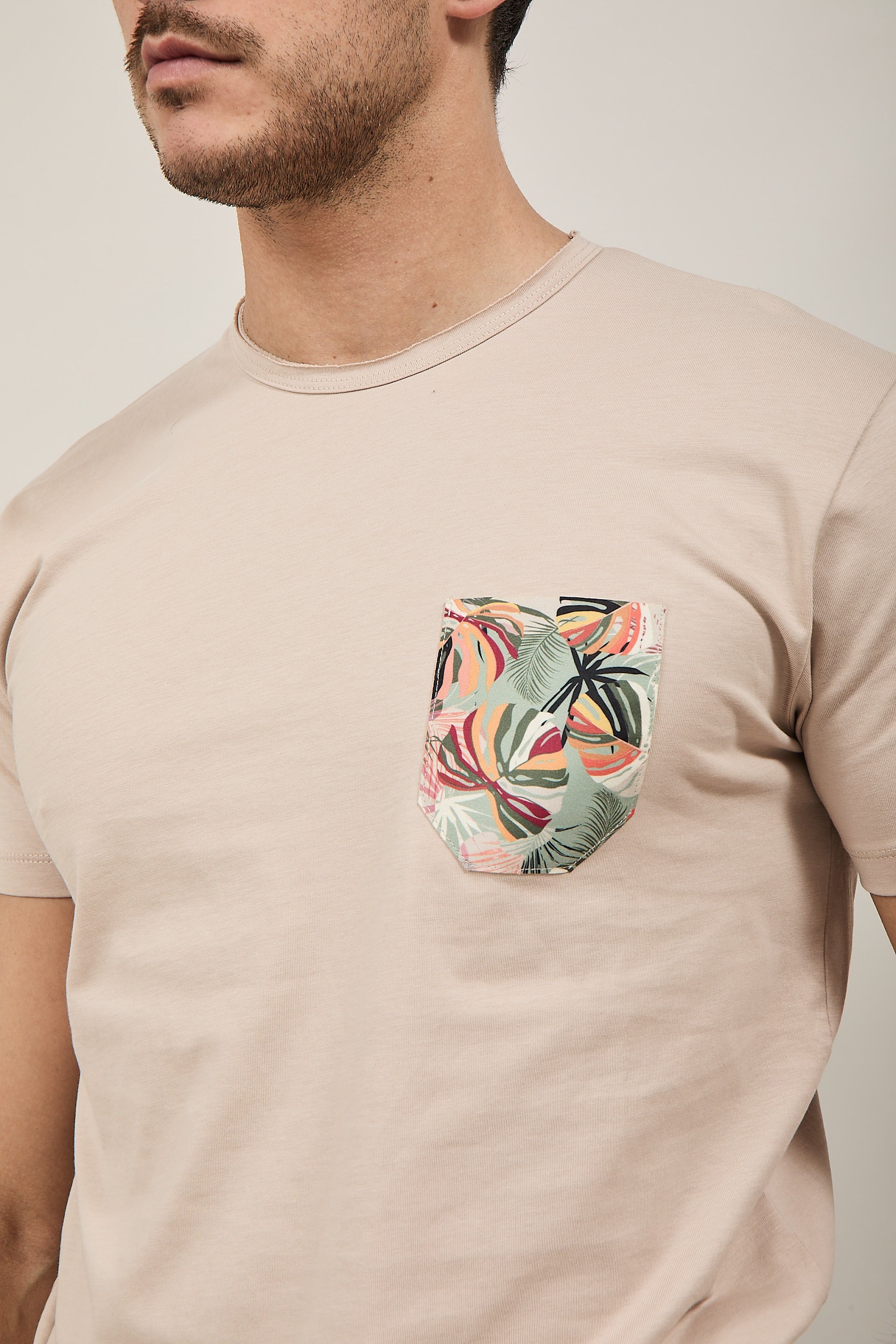 T-shirt V2 Taschino Beige BE7