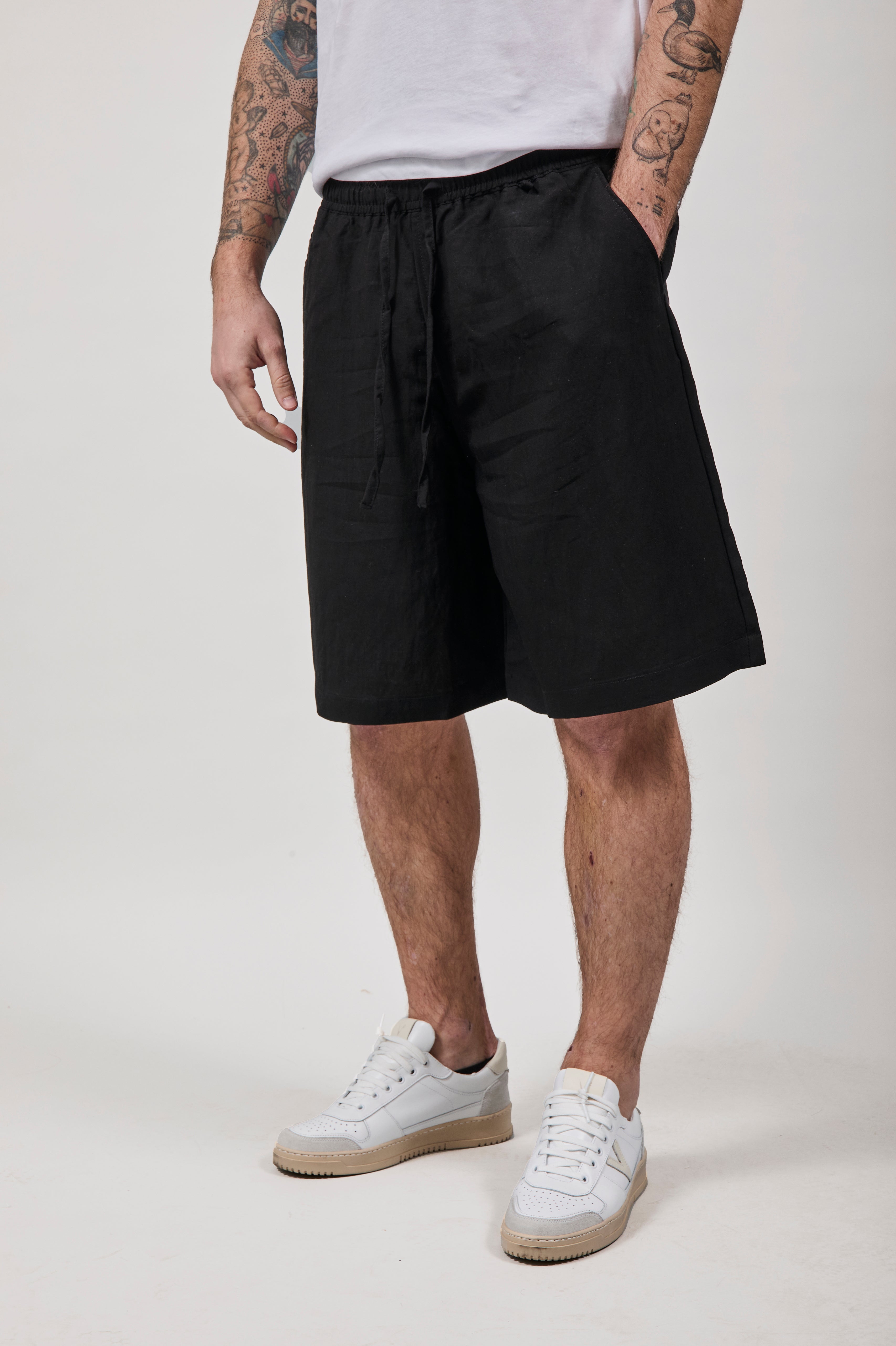 Bermuda Berna Tencel 102 Nero