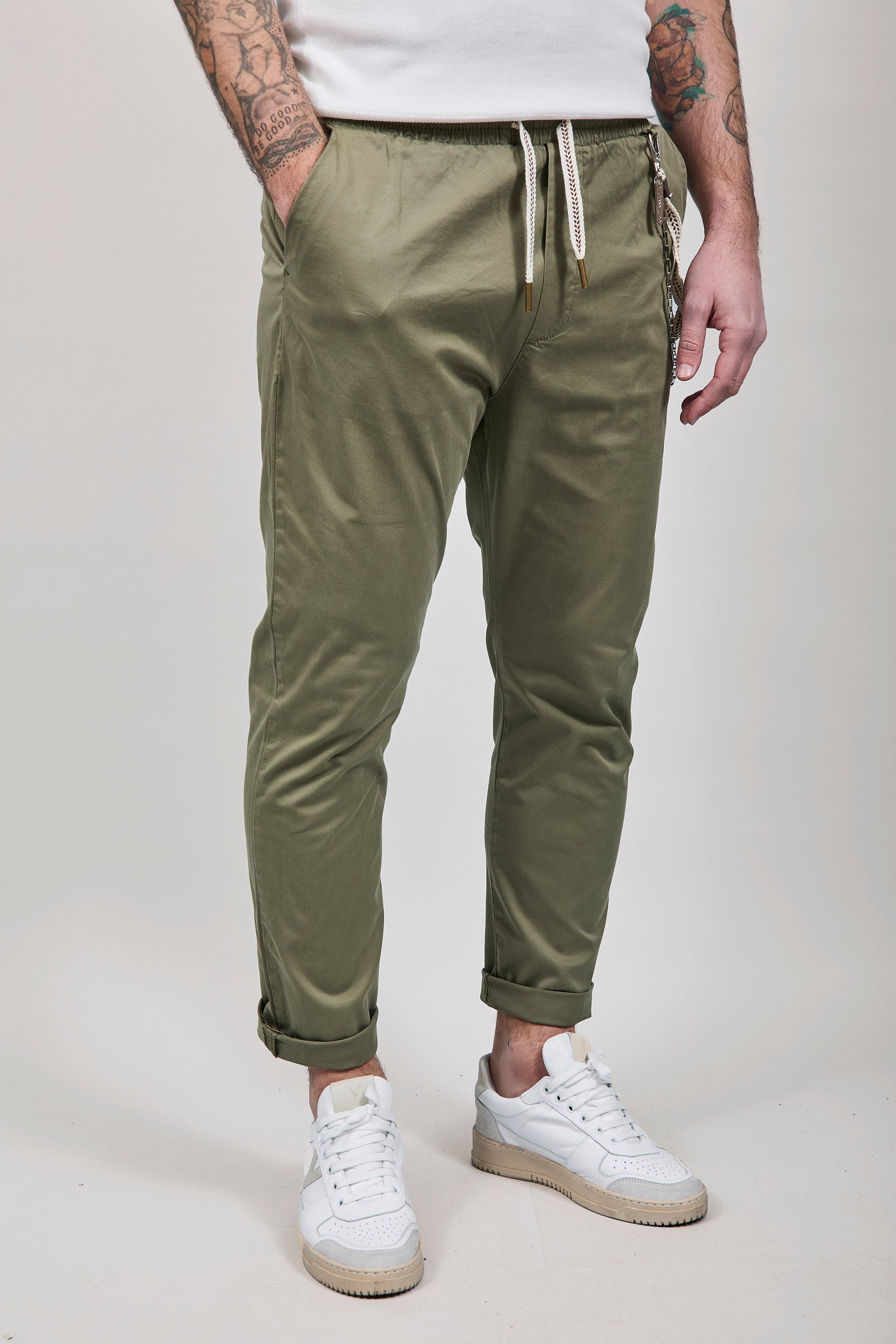 Pantalaccio Gianni Lupo 6072 Militare