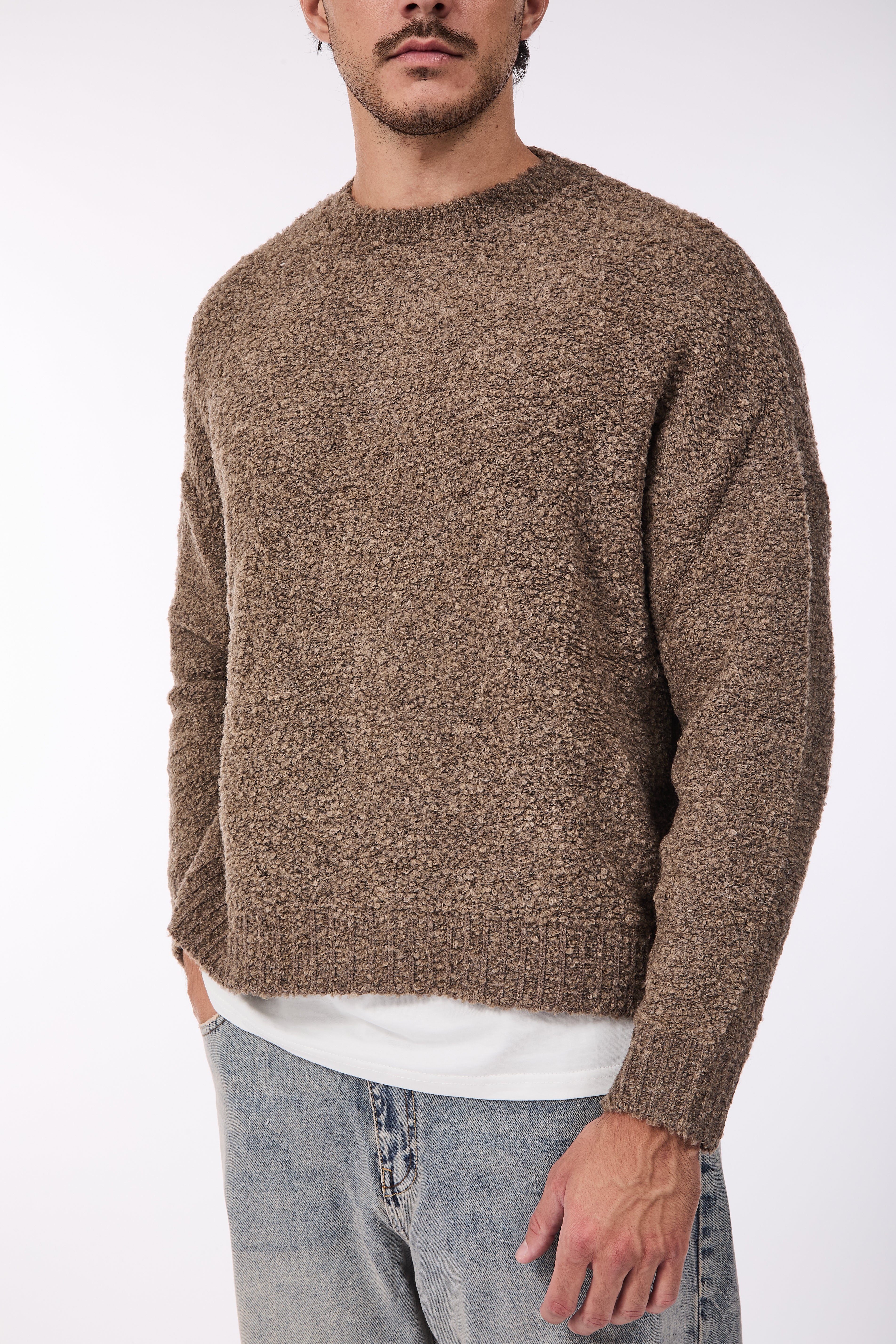 Maglione Over-d Bouclé Cropped Fango M65