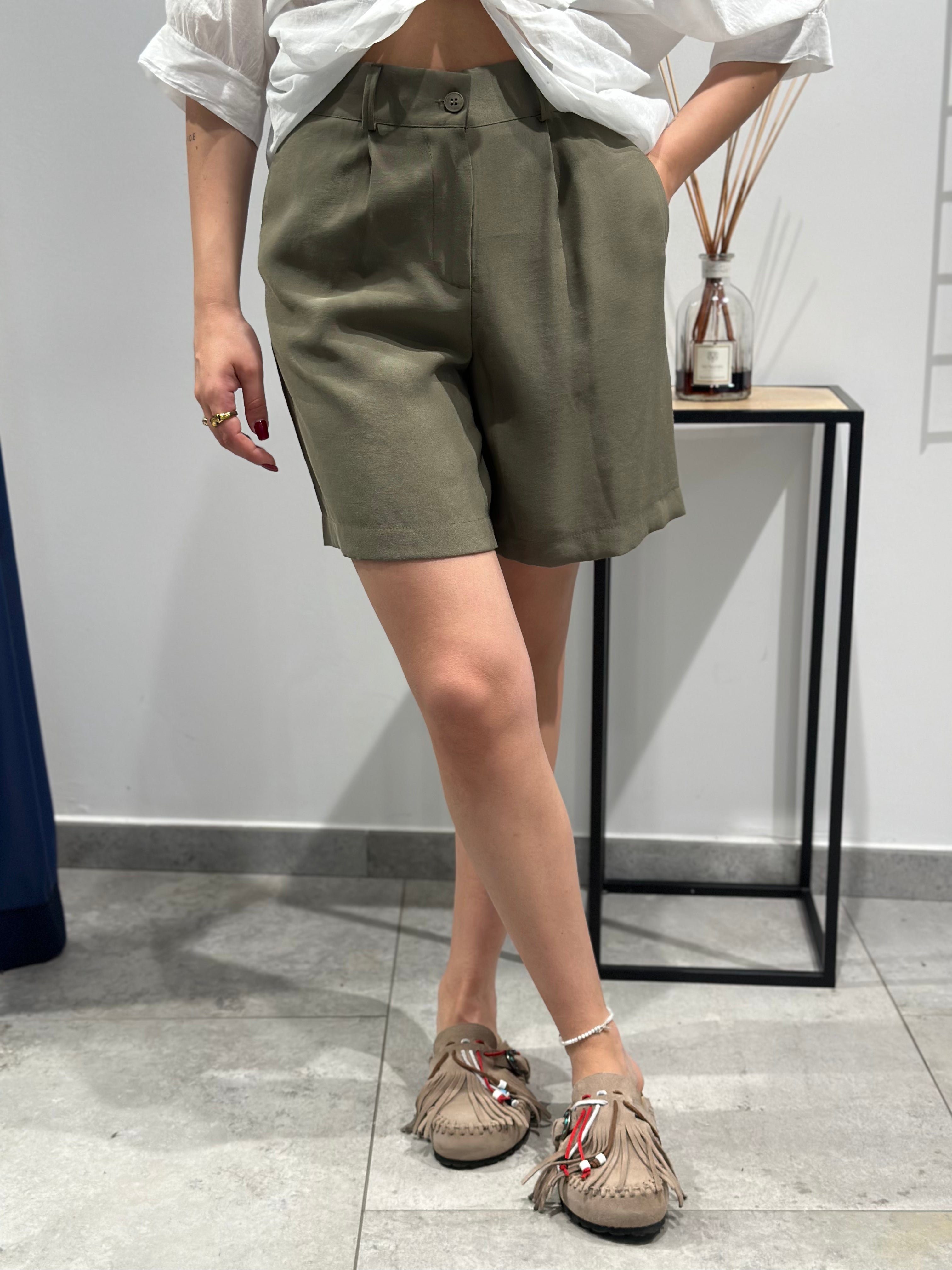 Bermuda Lokita Militare (12070427590996)