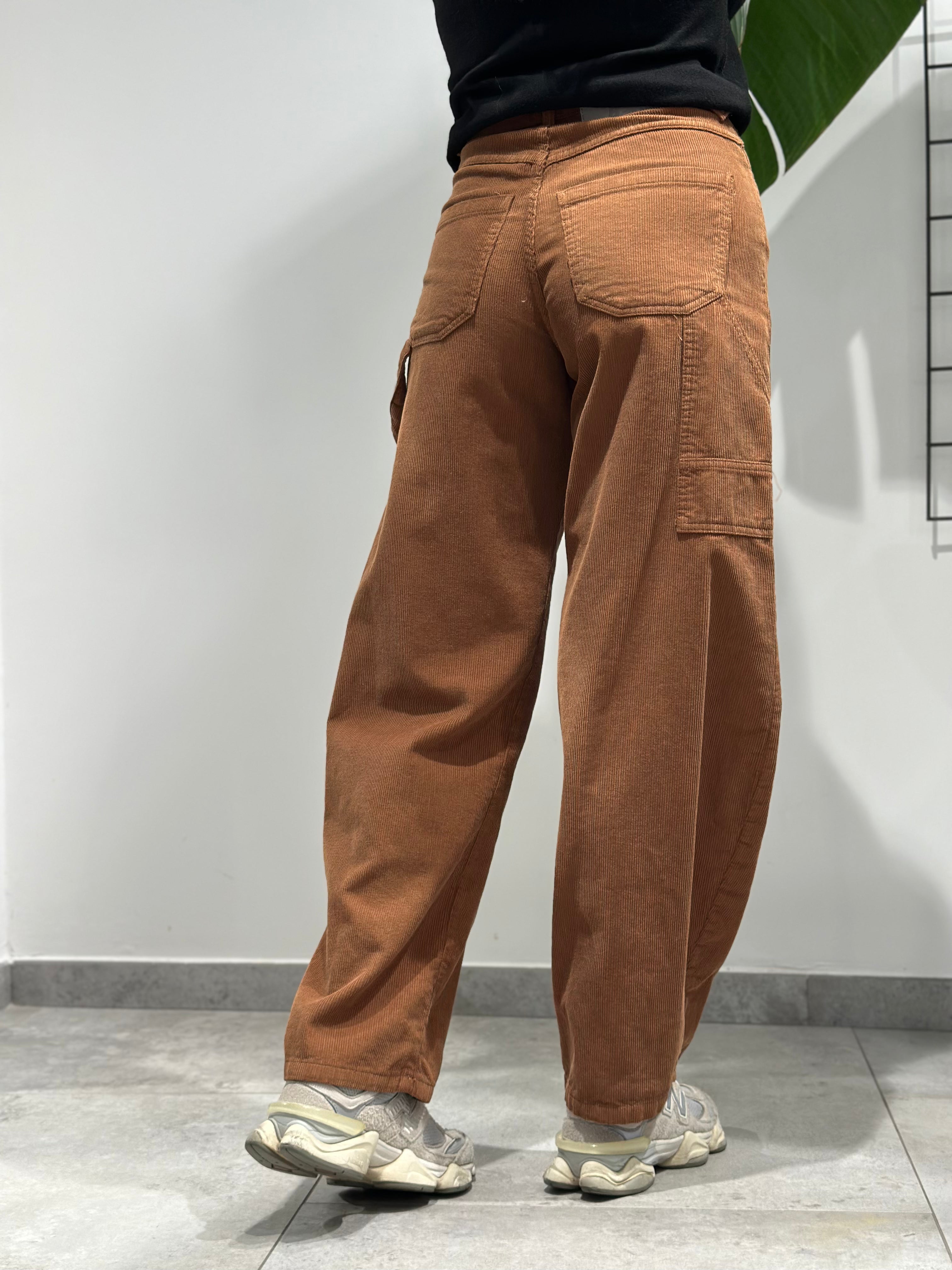 Pantalone Berna Fibbie Velluto Cognac