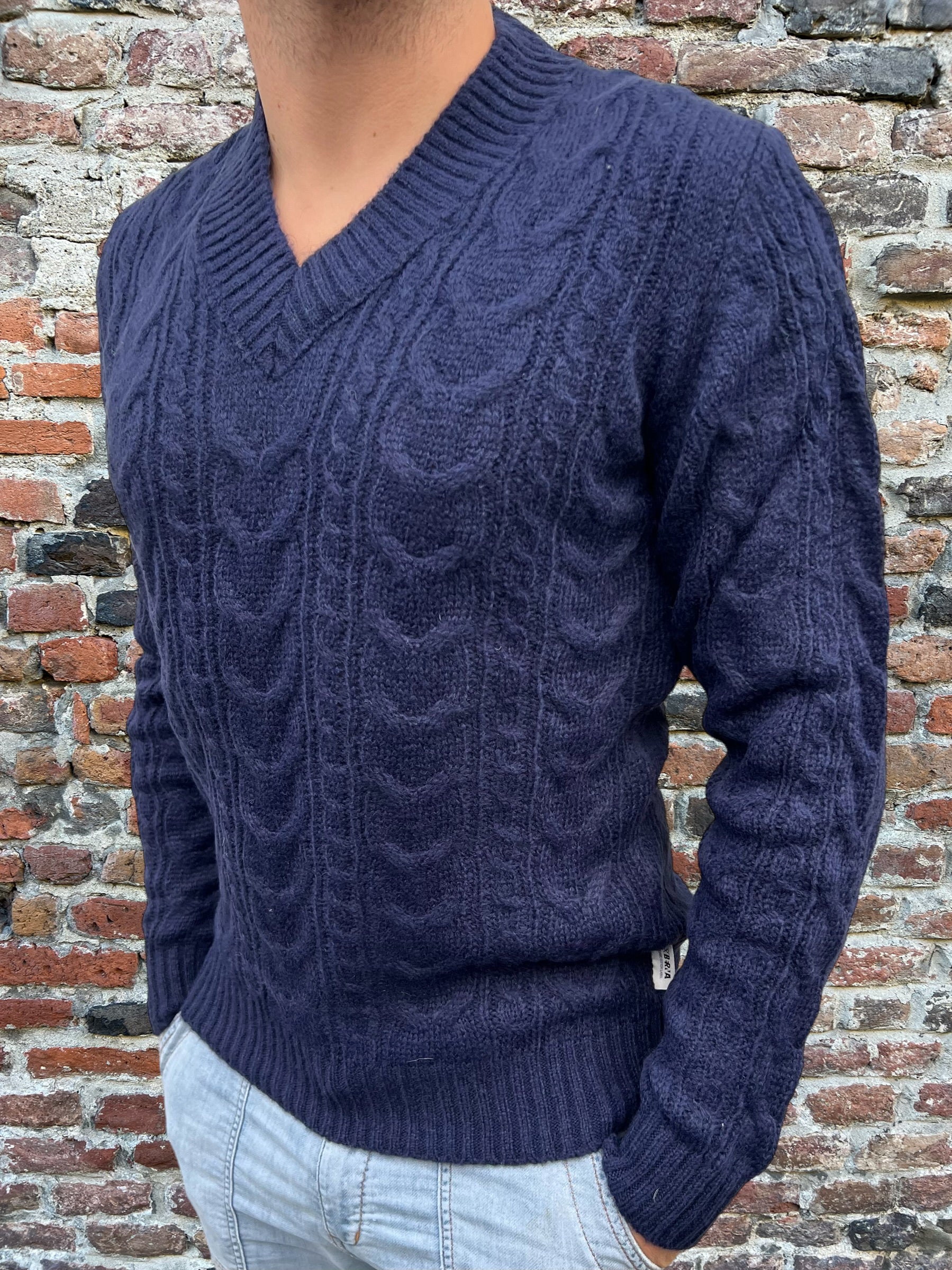 Maglioncino Berna Scollo V Trecce Navy (8722789269844)