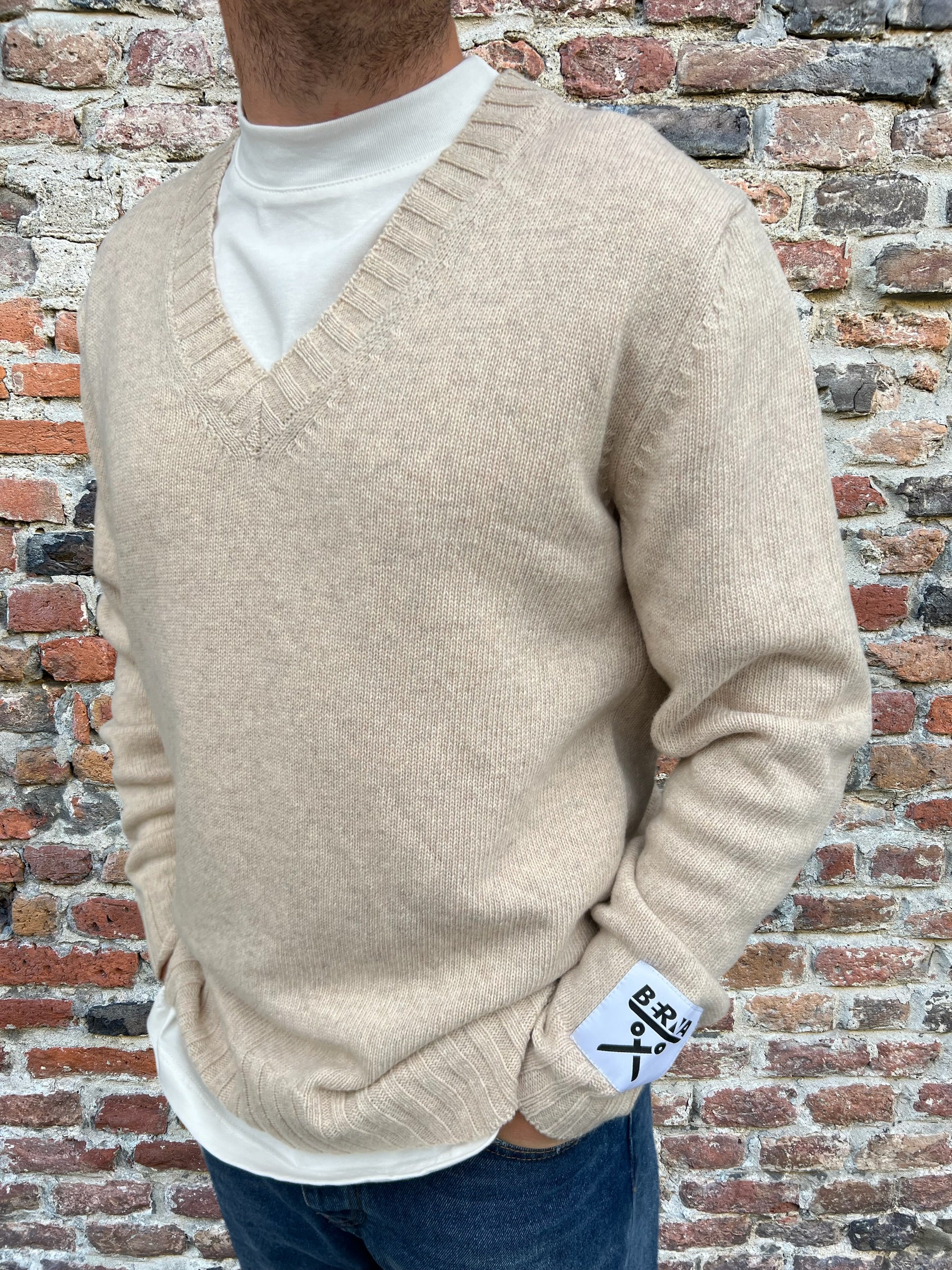 Maglione Berna Scollo V Beige (8628325253460)