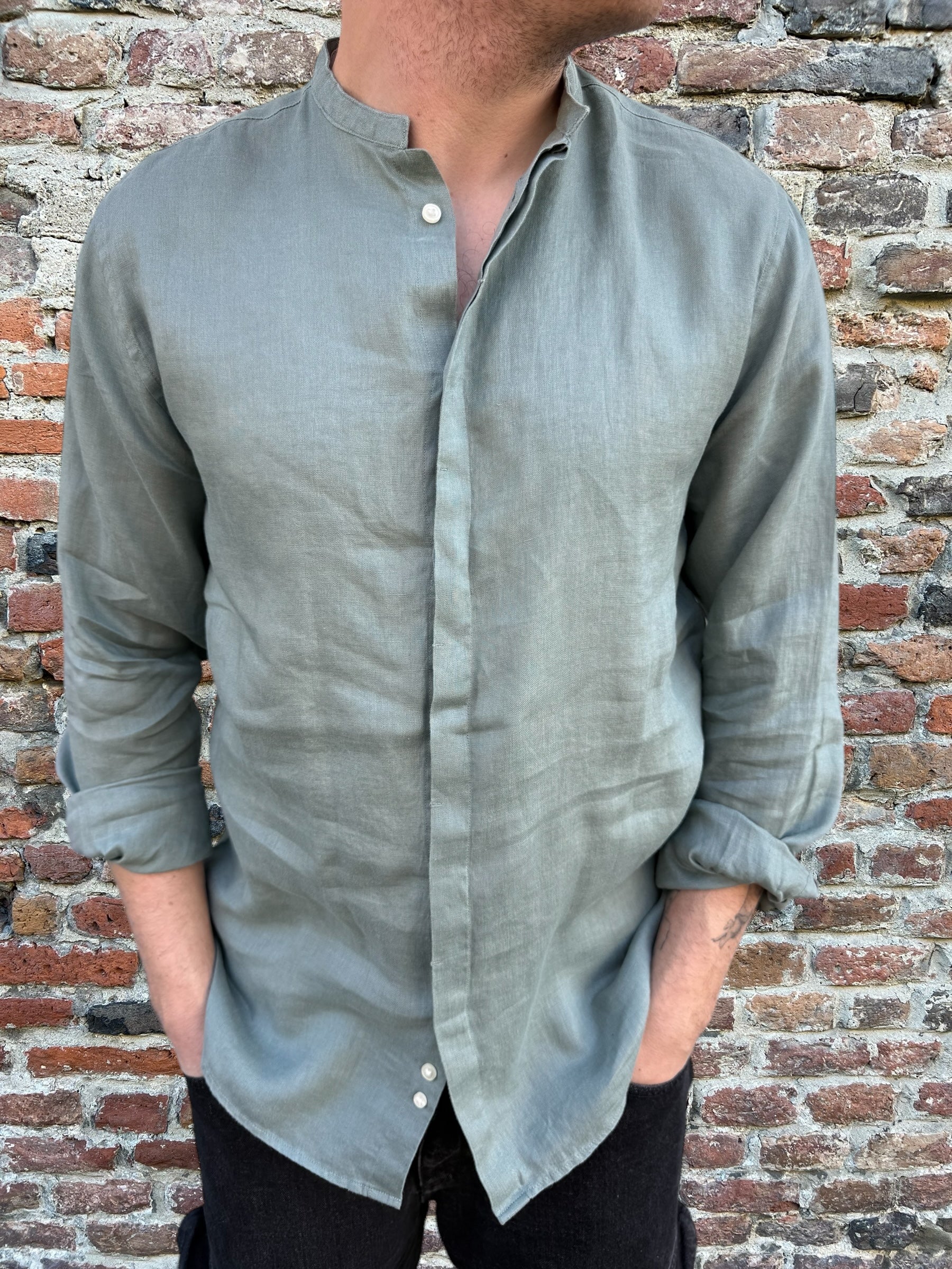 Camicia Berna Lino Coreana Oliva 200 (11926326575444)