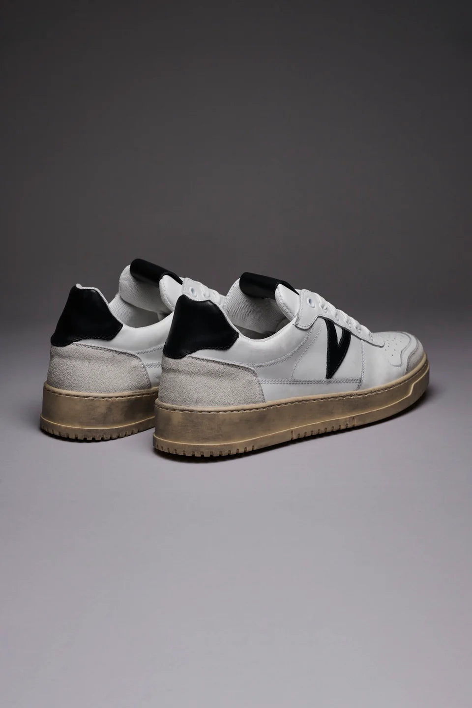 Scarpe V2 Basiche Nere (9783089889620) (11857927700820)