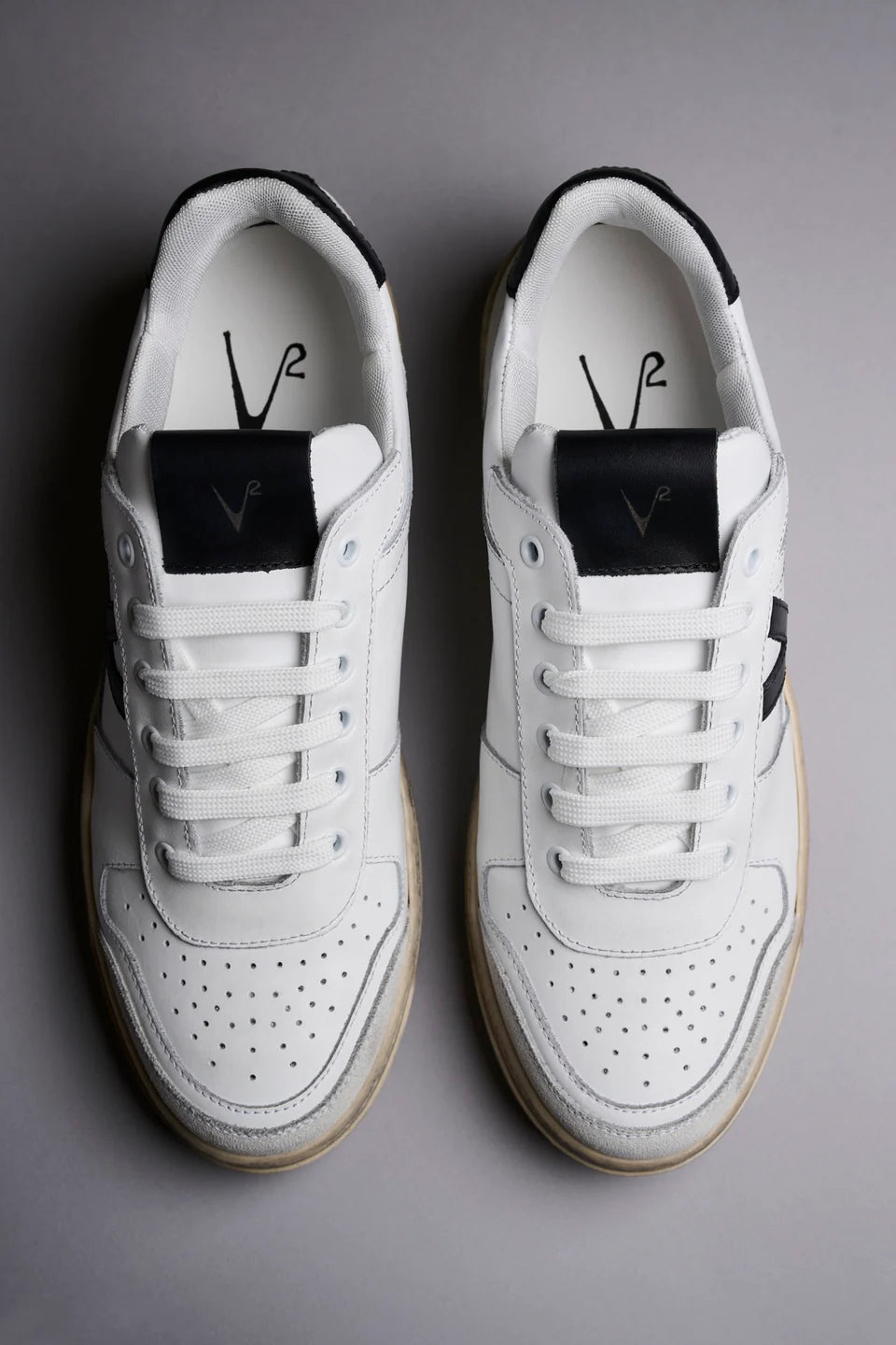 Scarpe V2 Basiche Nere (9783089889620) (11857927700820)