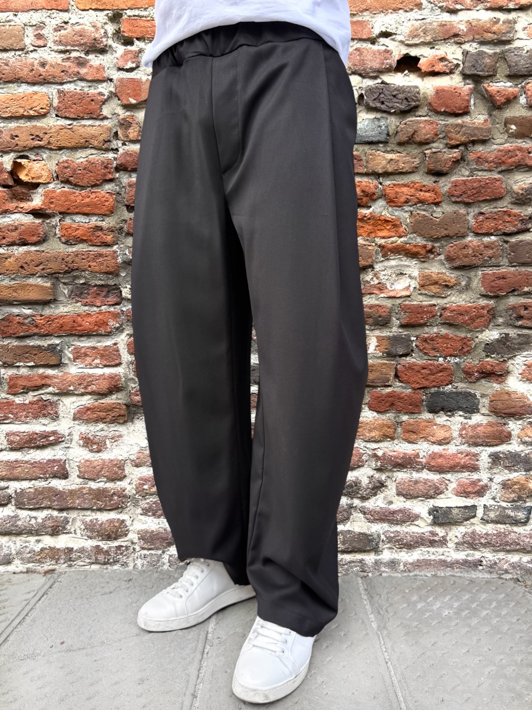 Pantalaccio Imperial Bunny Nero (12229519475028)