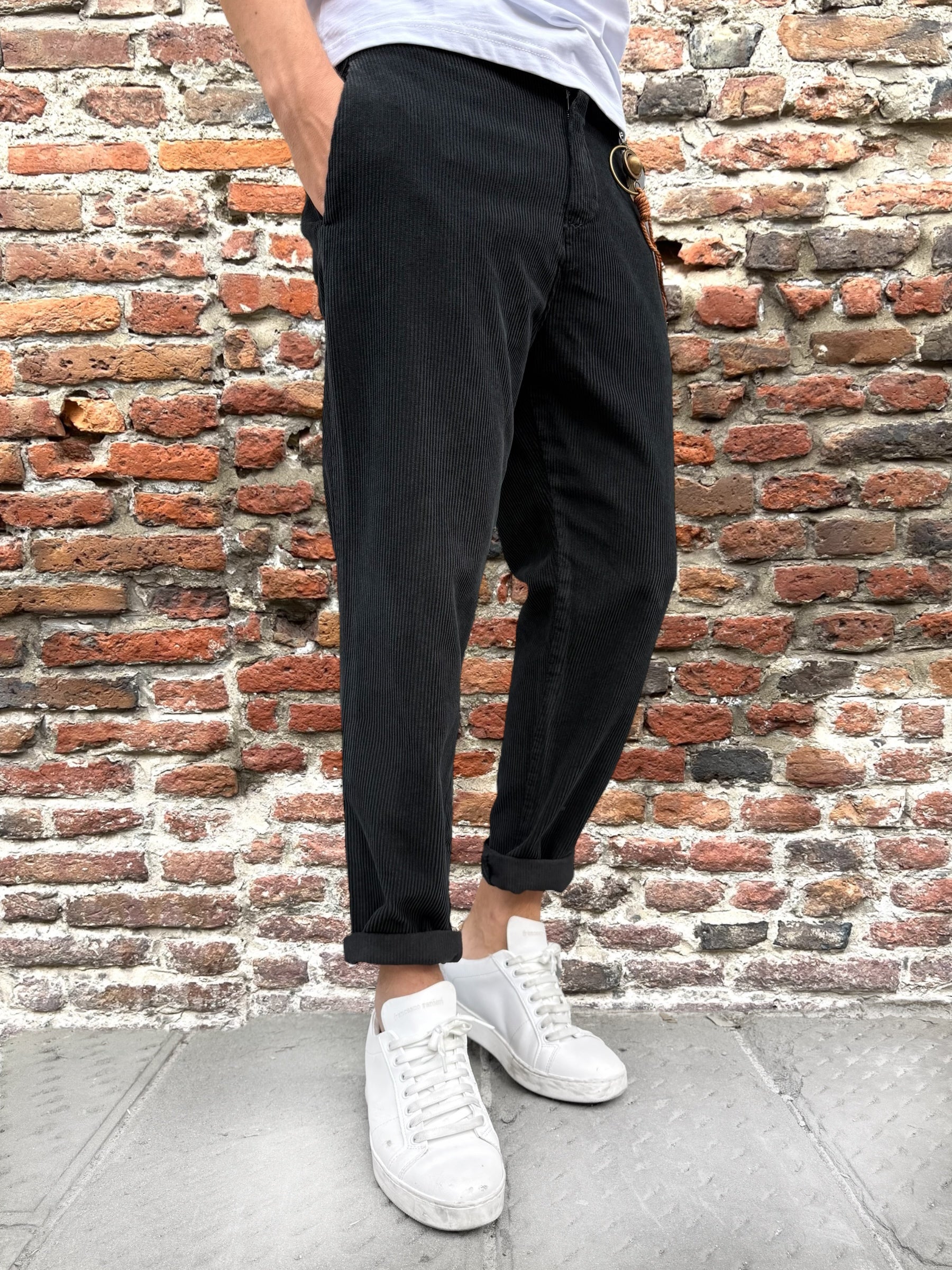 Pantalone Over-D Velluto Tapered Nero P57 (12267067146580)