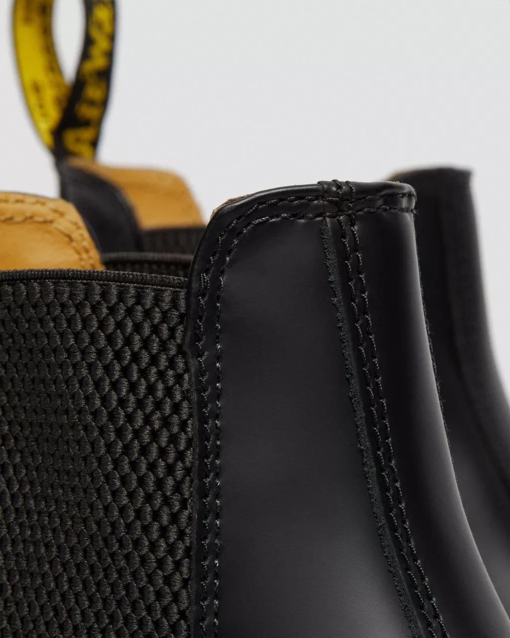 Stivaletto DR. Martens (12247949148500)
