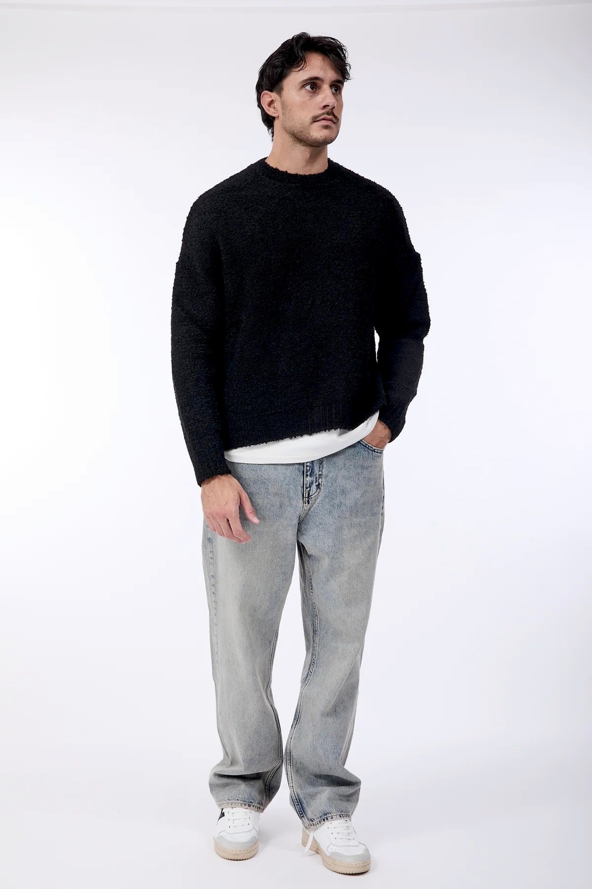 Maglione Over-d Bouclé Cropped Nero M65