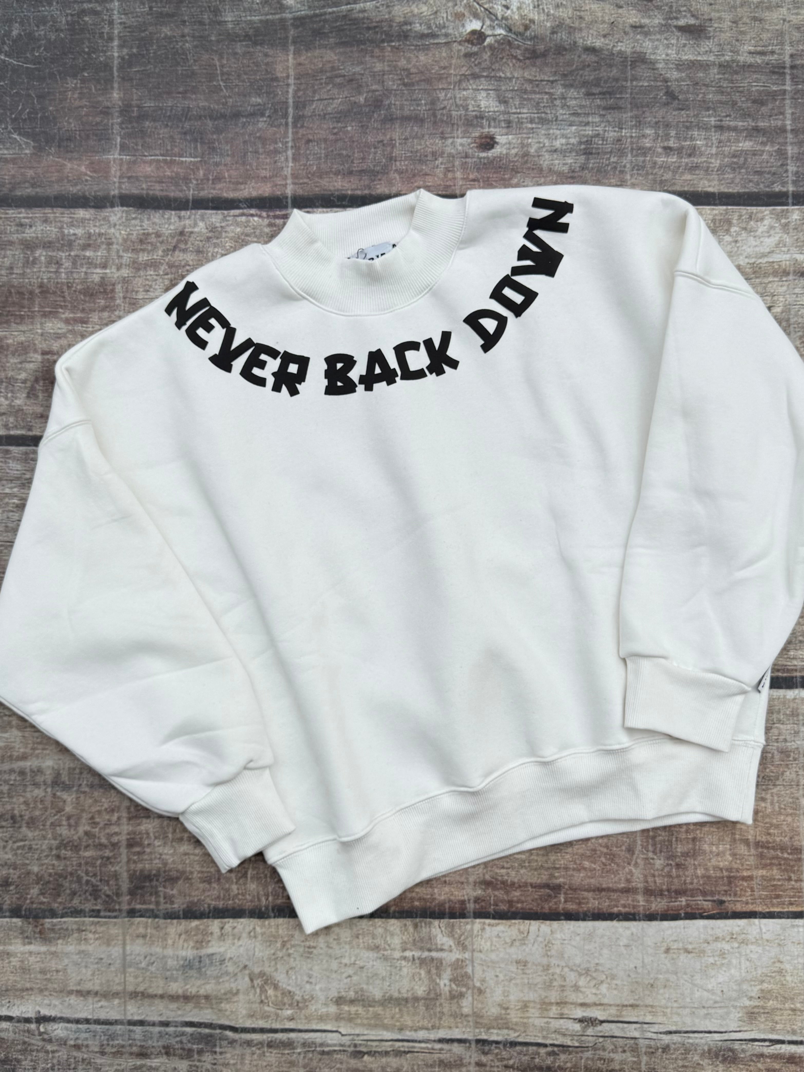 Felpa Berna Crop Never Back Down Panna (12239553331540)