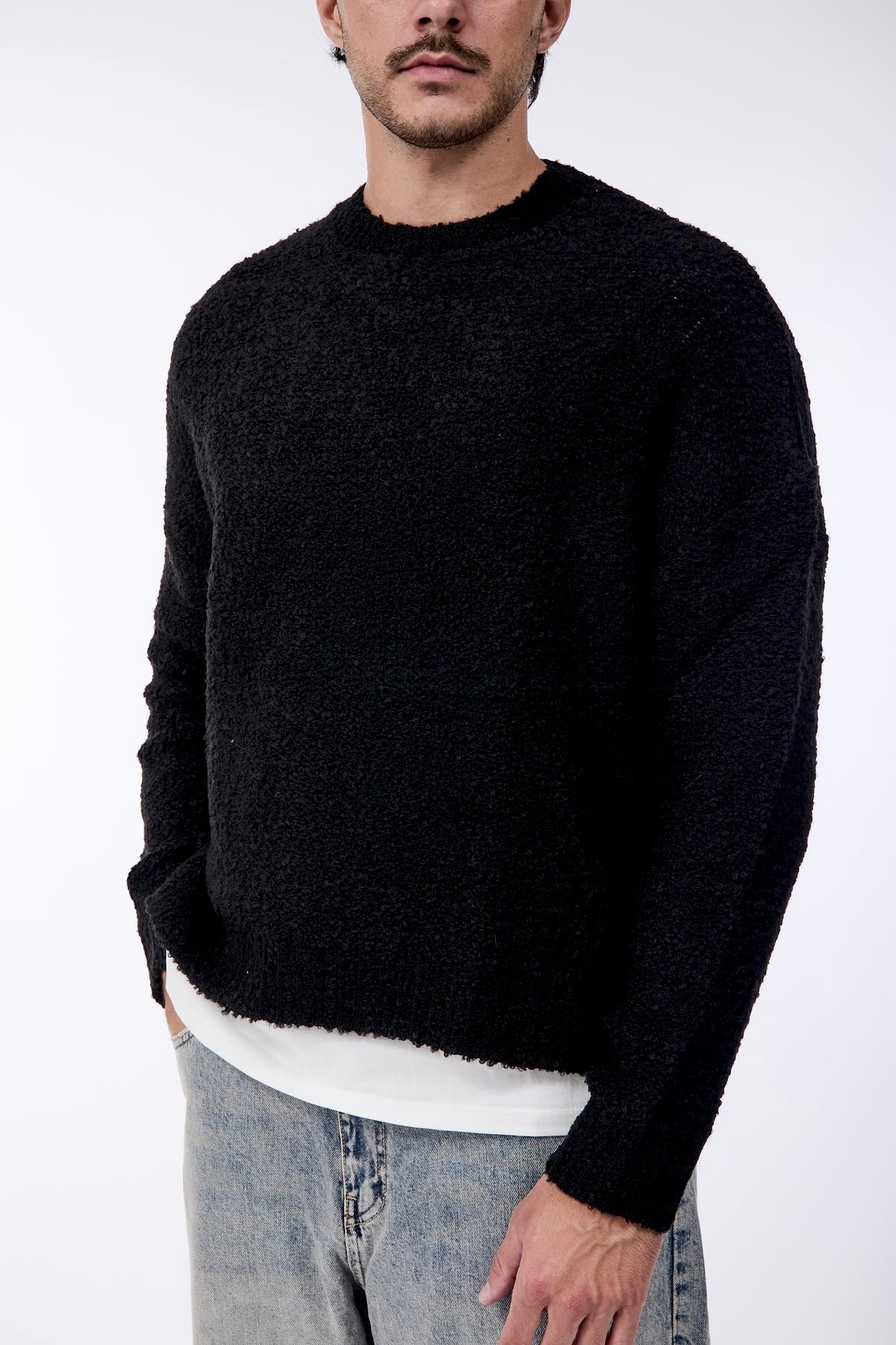 Maglione Over-d Bouclé Cropped Nero M65