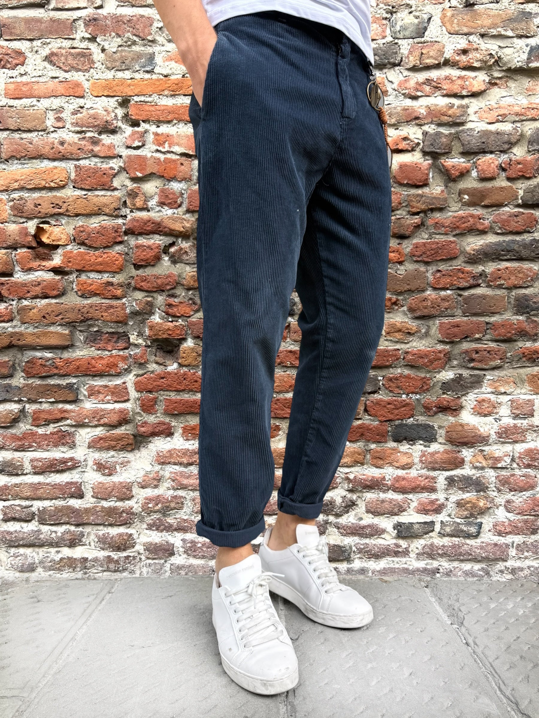 Pantalone Over-D Velluto Tapered Blu P57 (12267067375956)