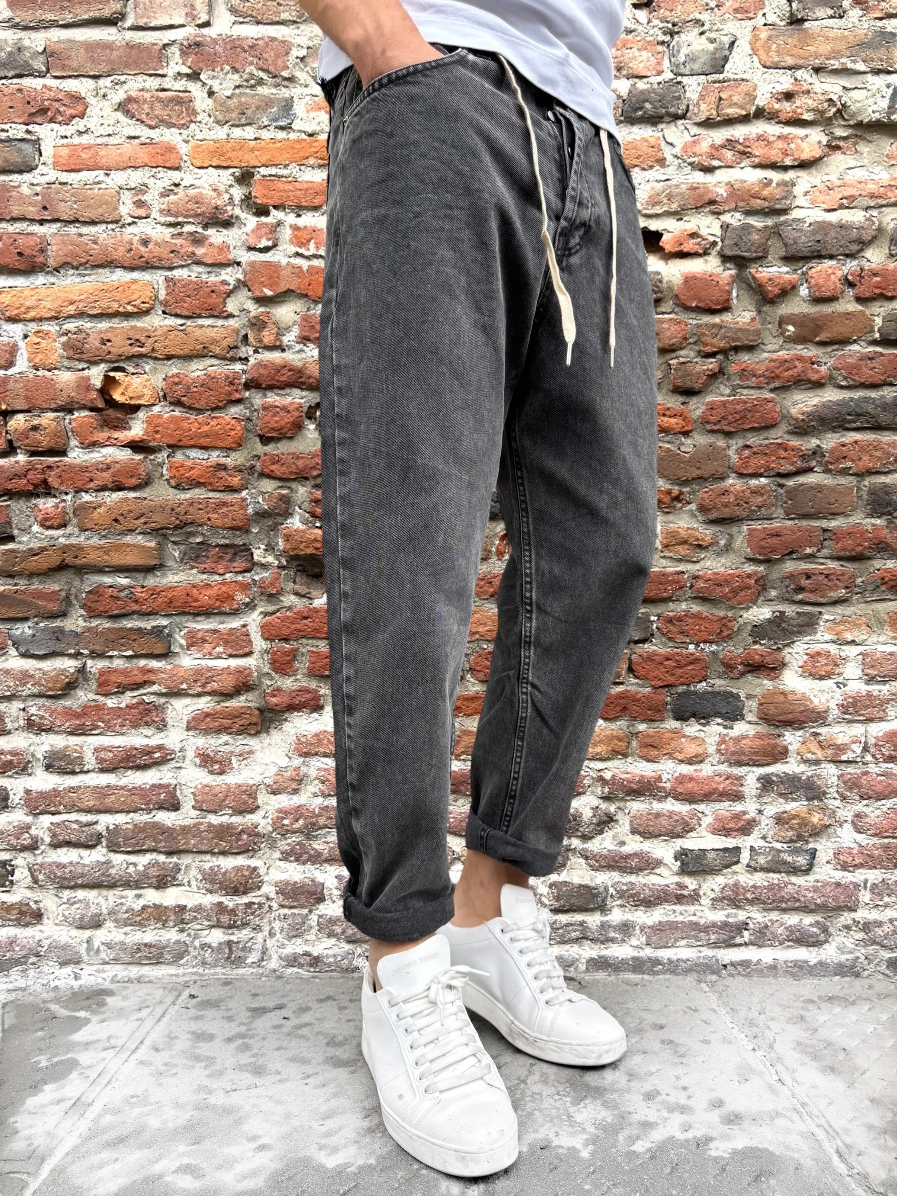 Jeans Over-D Tapered-Fit Nero D31 (12268203868500)