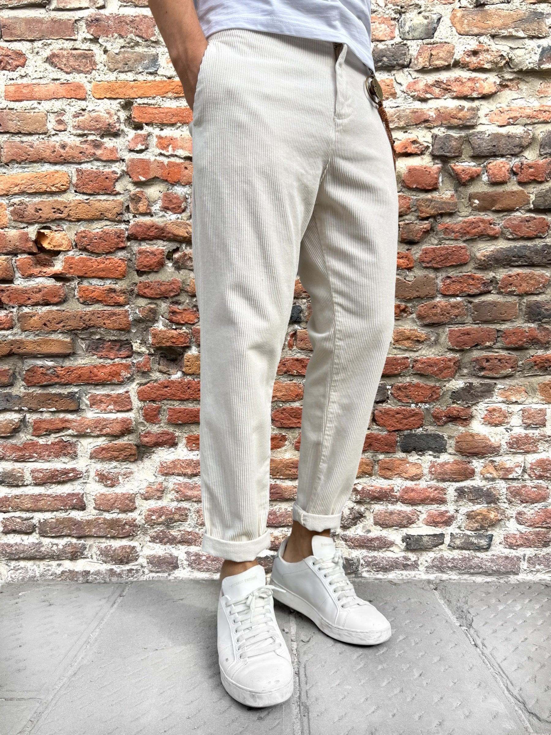 Pantalone Over-D Velluto Tapered Panna P57 (12267067834708)