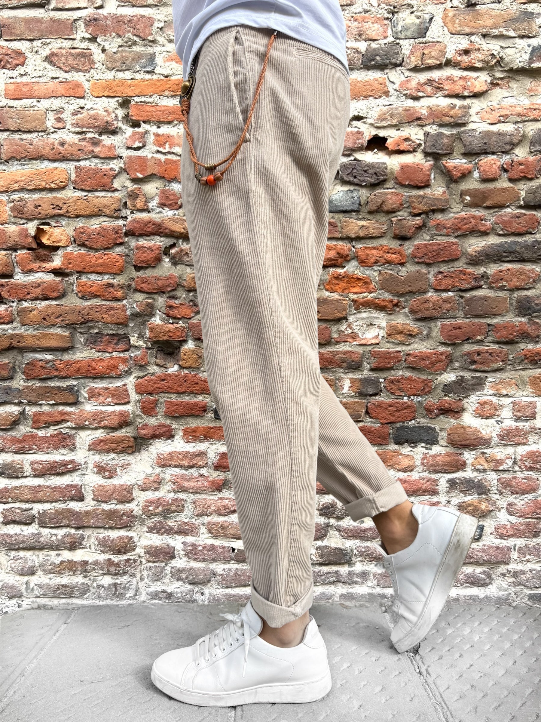 Pantalone Over-D Velluto Tapered Beige P57 (12267068162388)