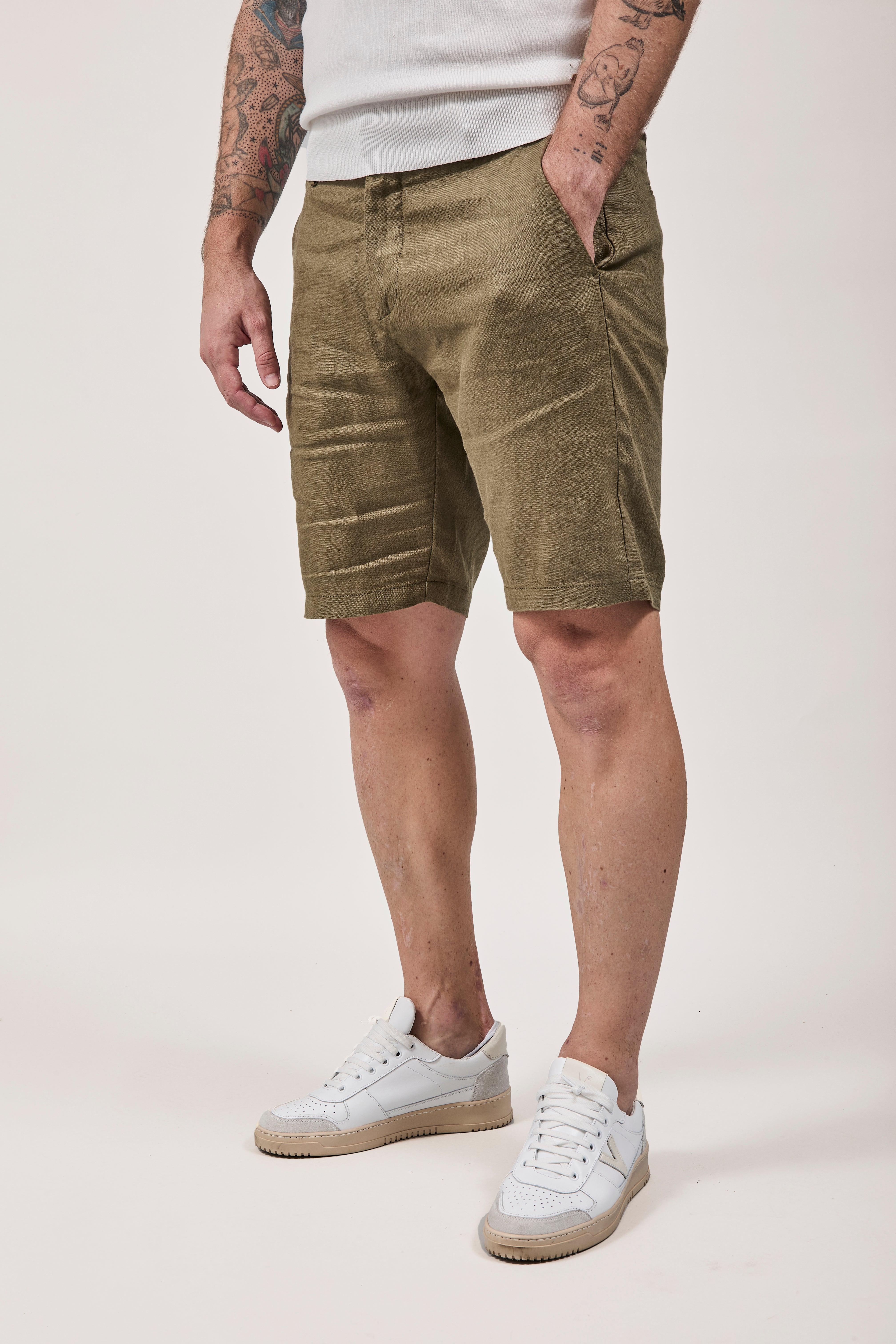Bermuda Gianni Lupo Lino Morris Militare
