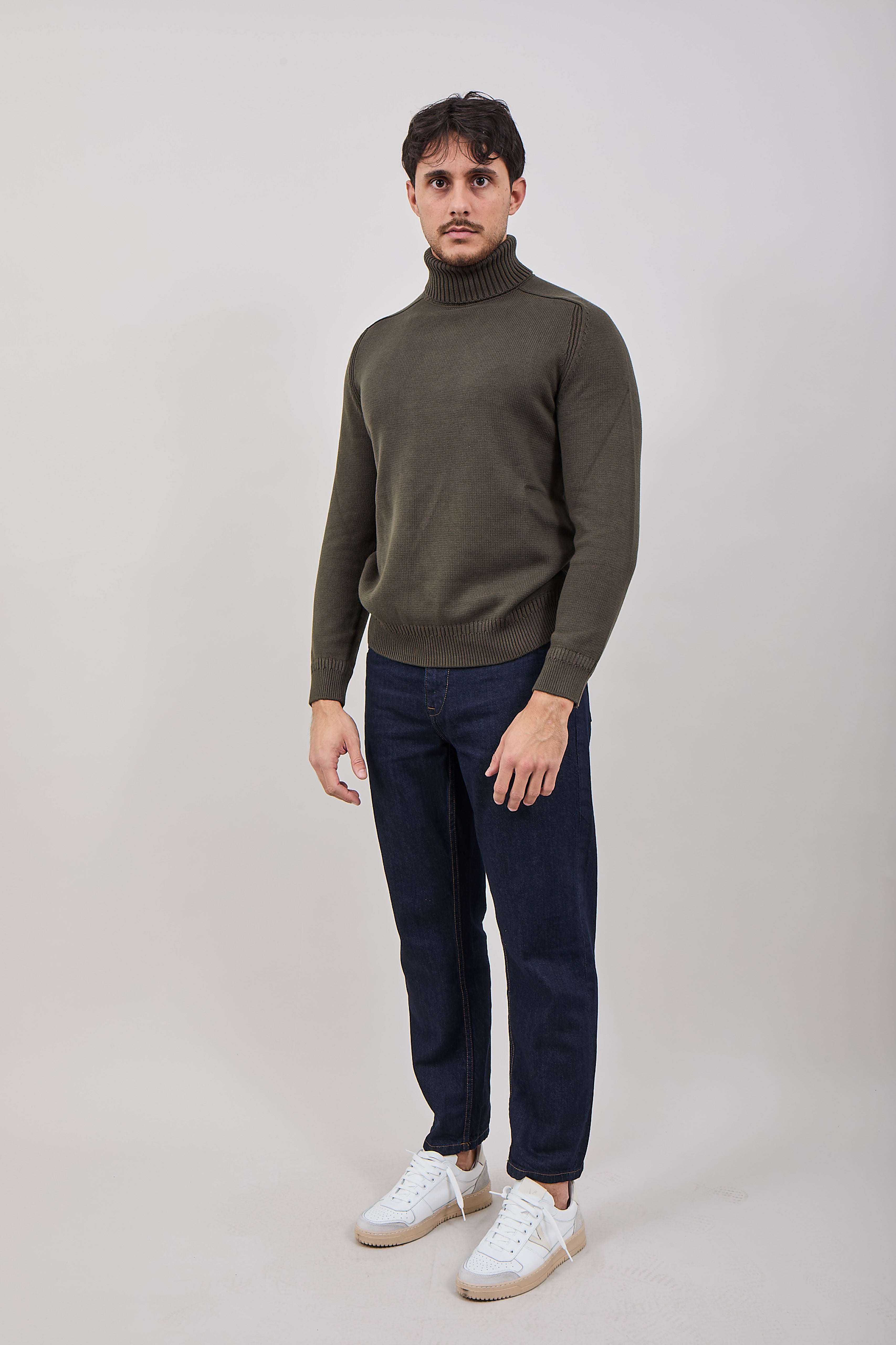 Dolcevita Diktat Militare